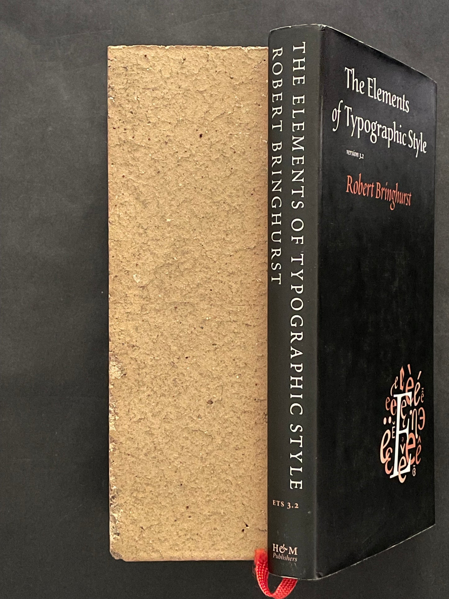 The Elements of Typographic Style by Robert Bringhurst