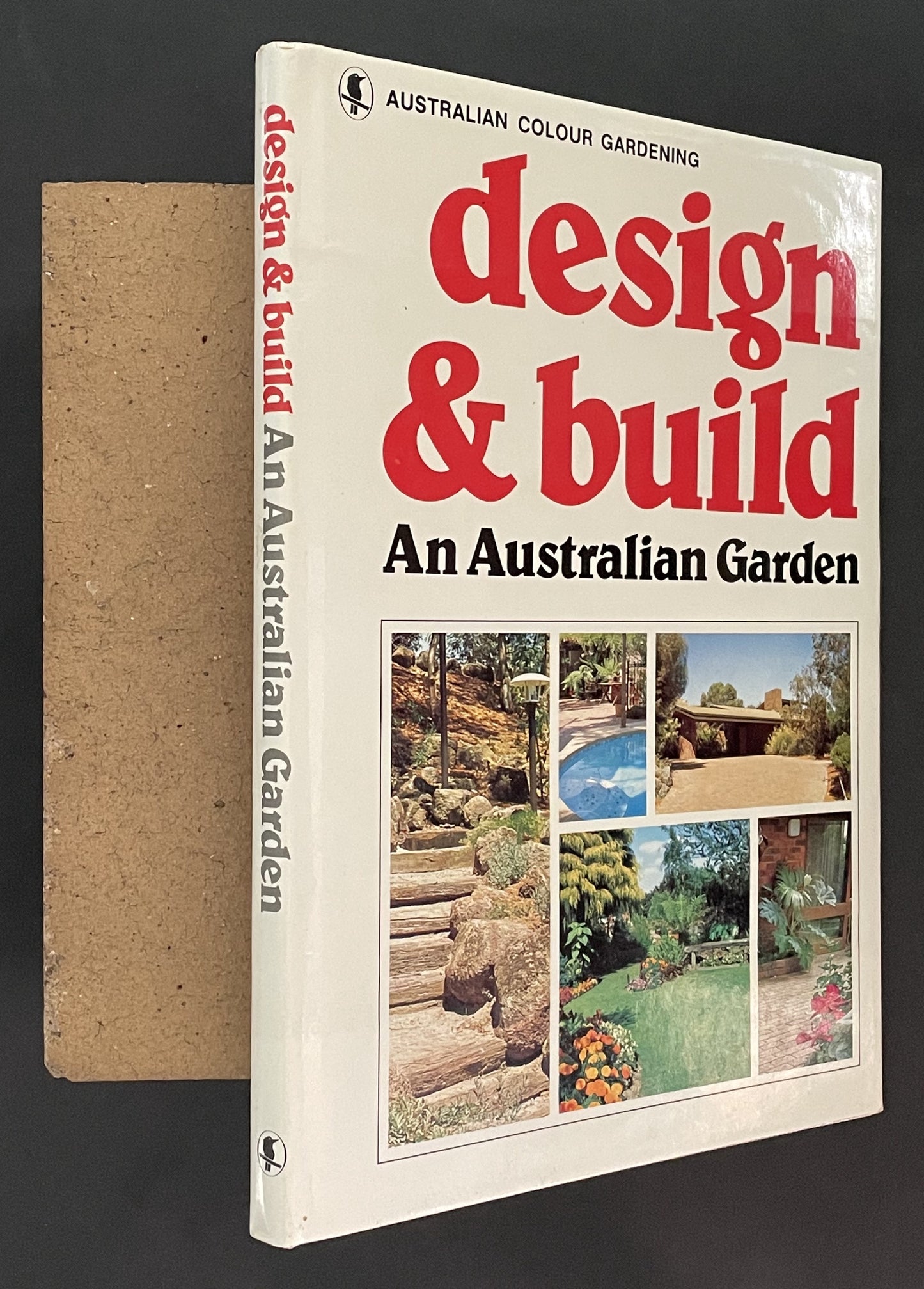 Design and Build an Australian Garden by Richard Thomas Martin Pescott