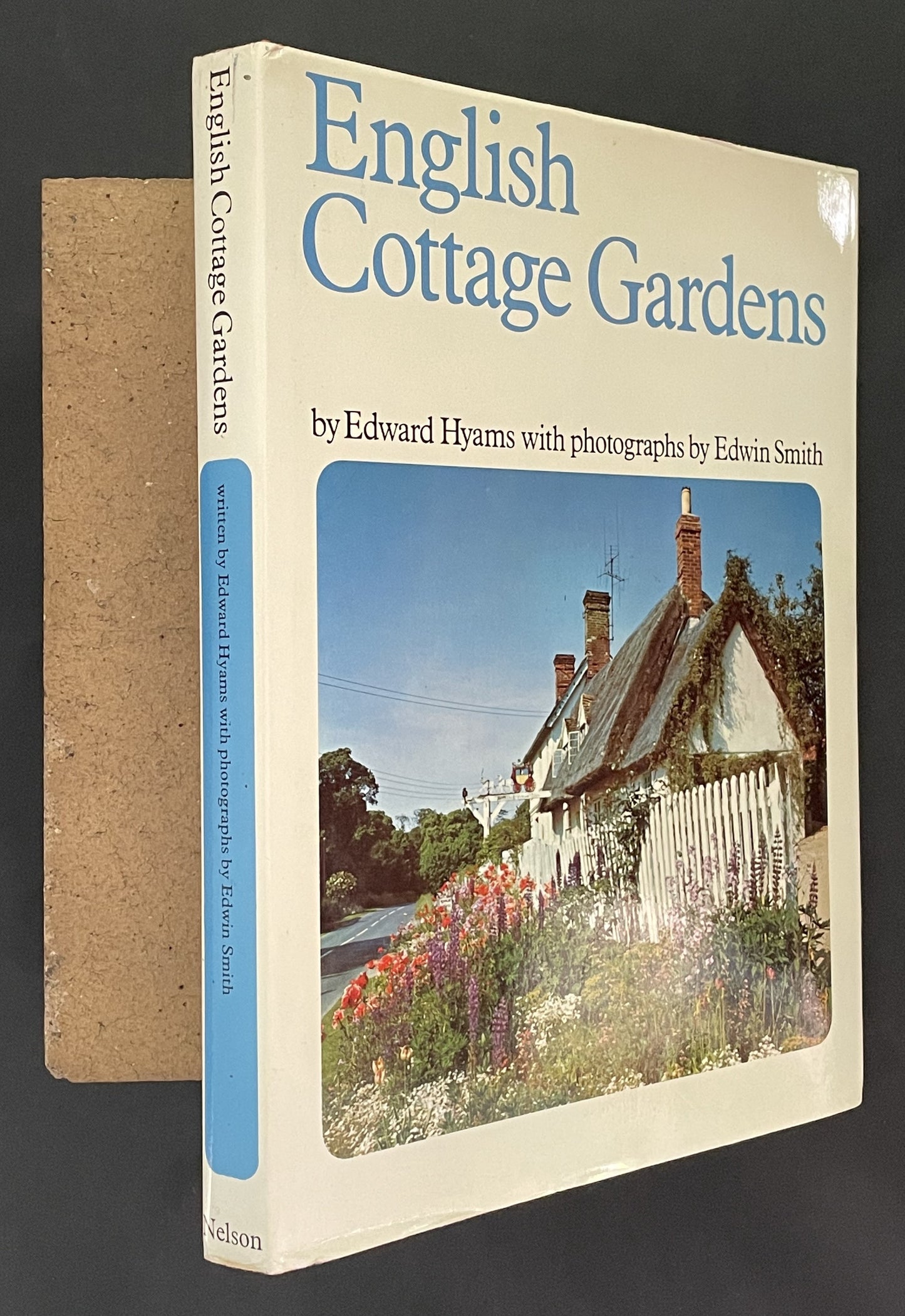 English Cottage Gardens by Edward Hyams and Edwin Smith