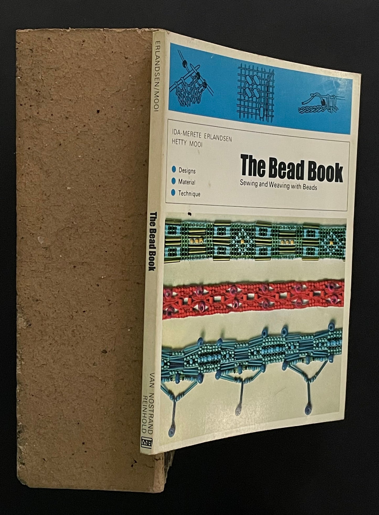 The Bead Book by Ida Merete Erlandsen, Hetty Mooi