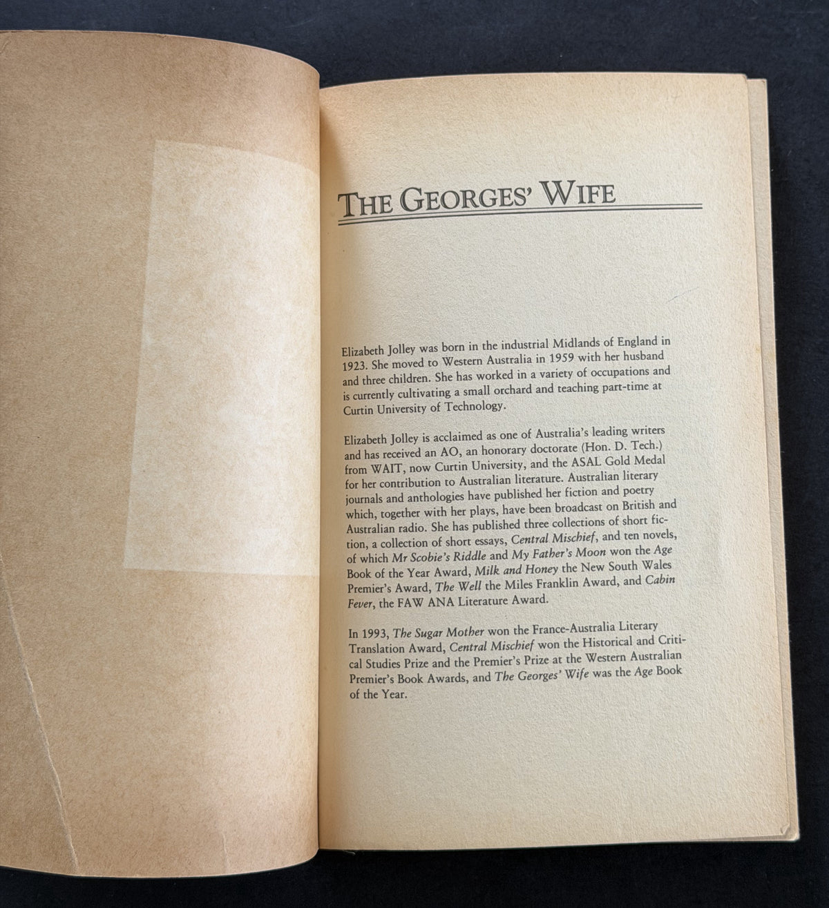 The Georges' Wife by Elizabeth Jolley