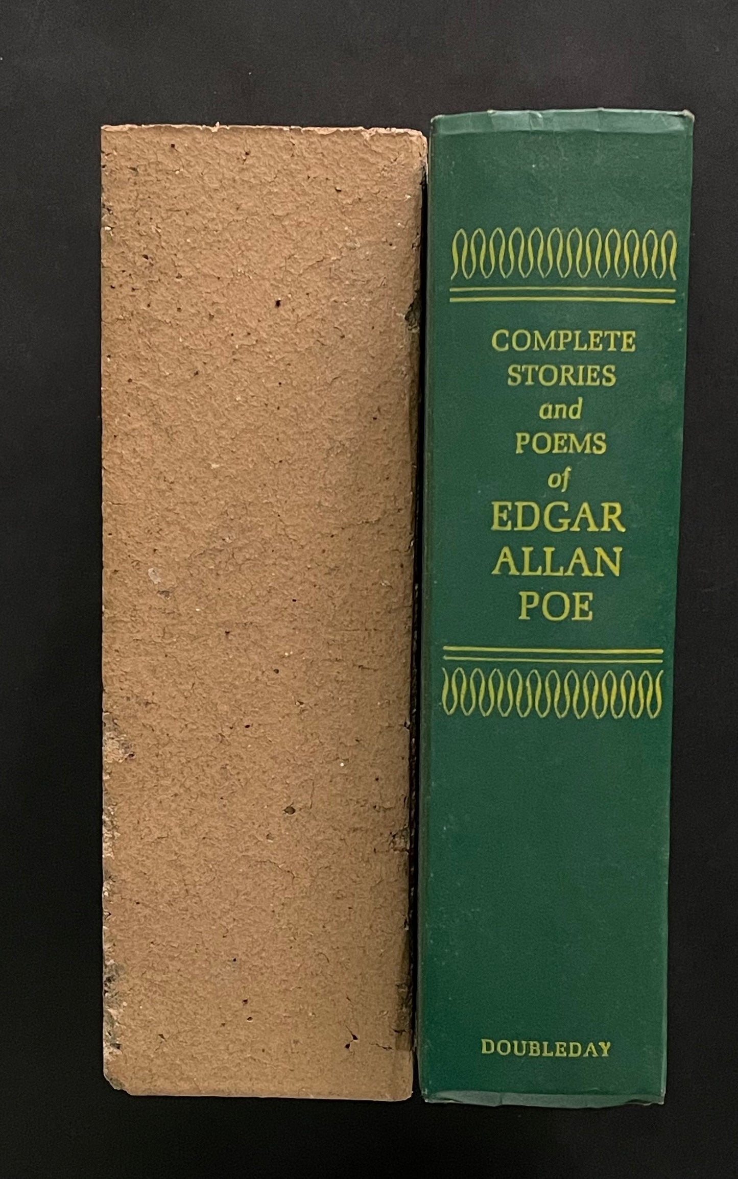 Complete Stories and Poems of Edgar Allan Poe
