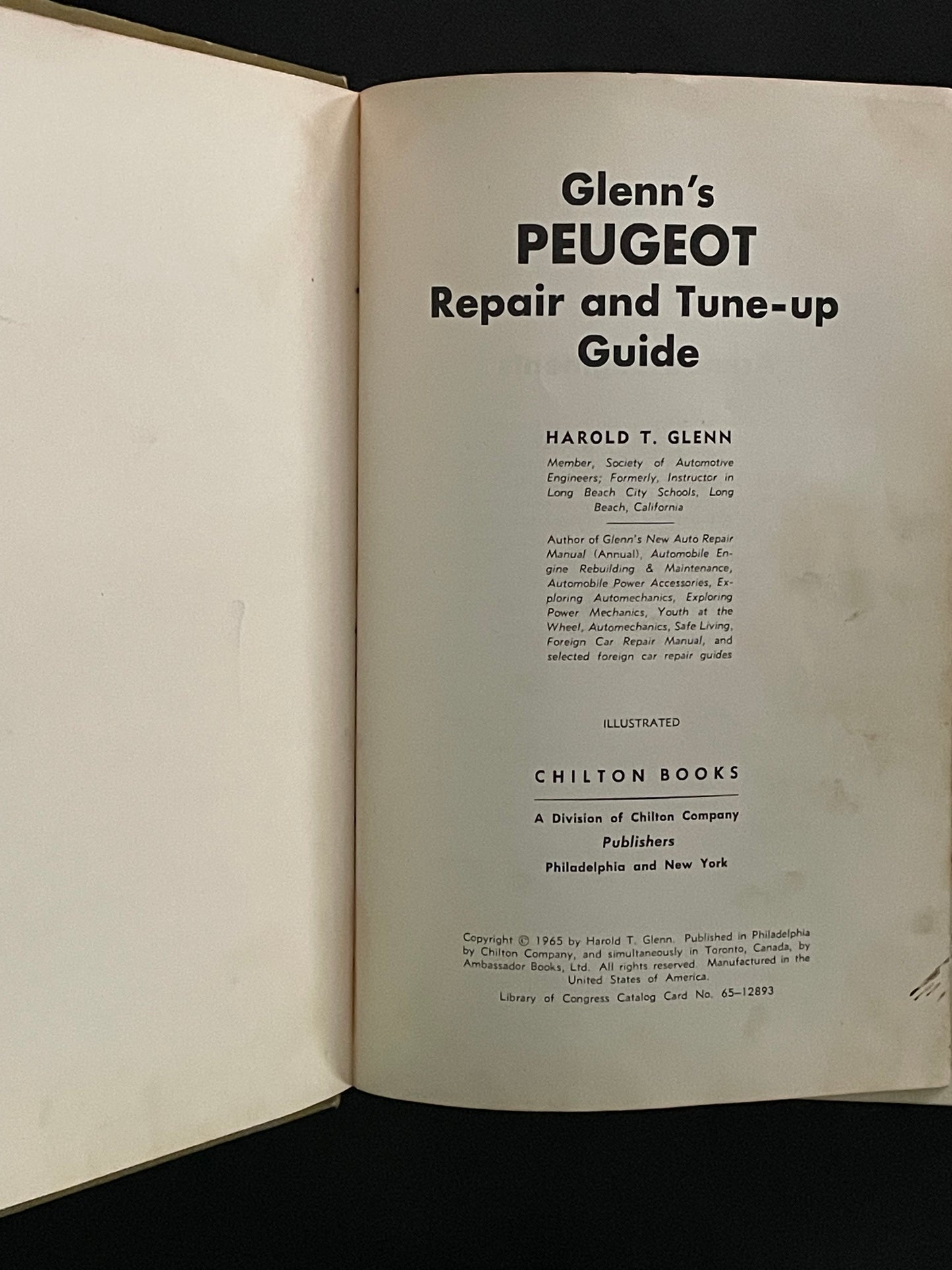 Glenn's Peugeot Repair and Tune-Up Guide by Harold T. Glenn