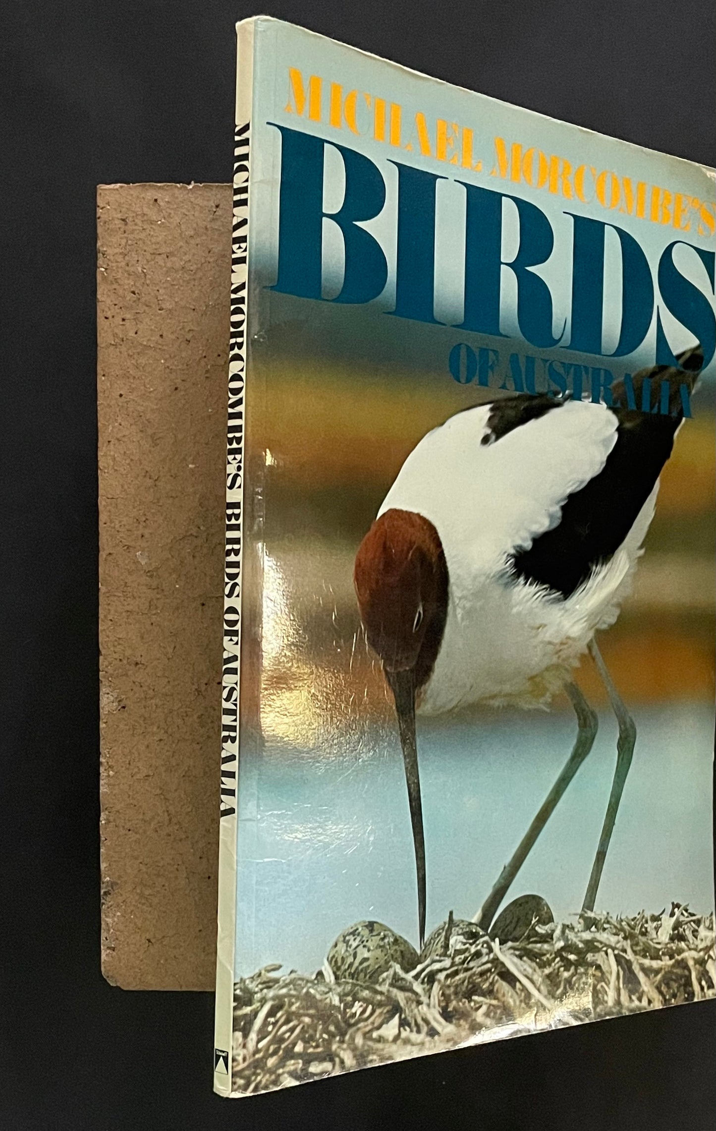 Michael Morcombe's Birds of Australia by Michael K. Morcombe