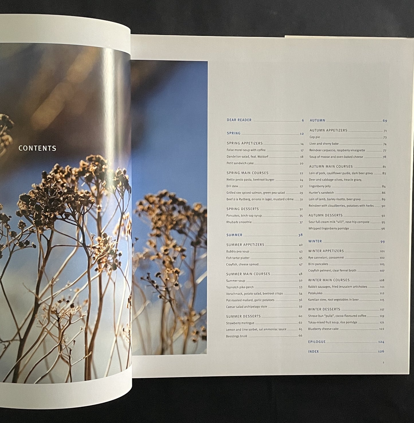 Simply Scandinavian: Travelling in Time with Finnish Cuisine and Nature by Tero Kallio and Kimmo Saira