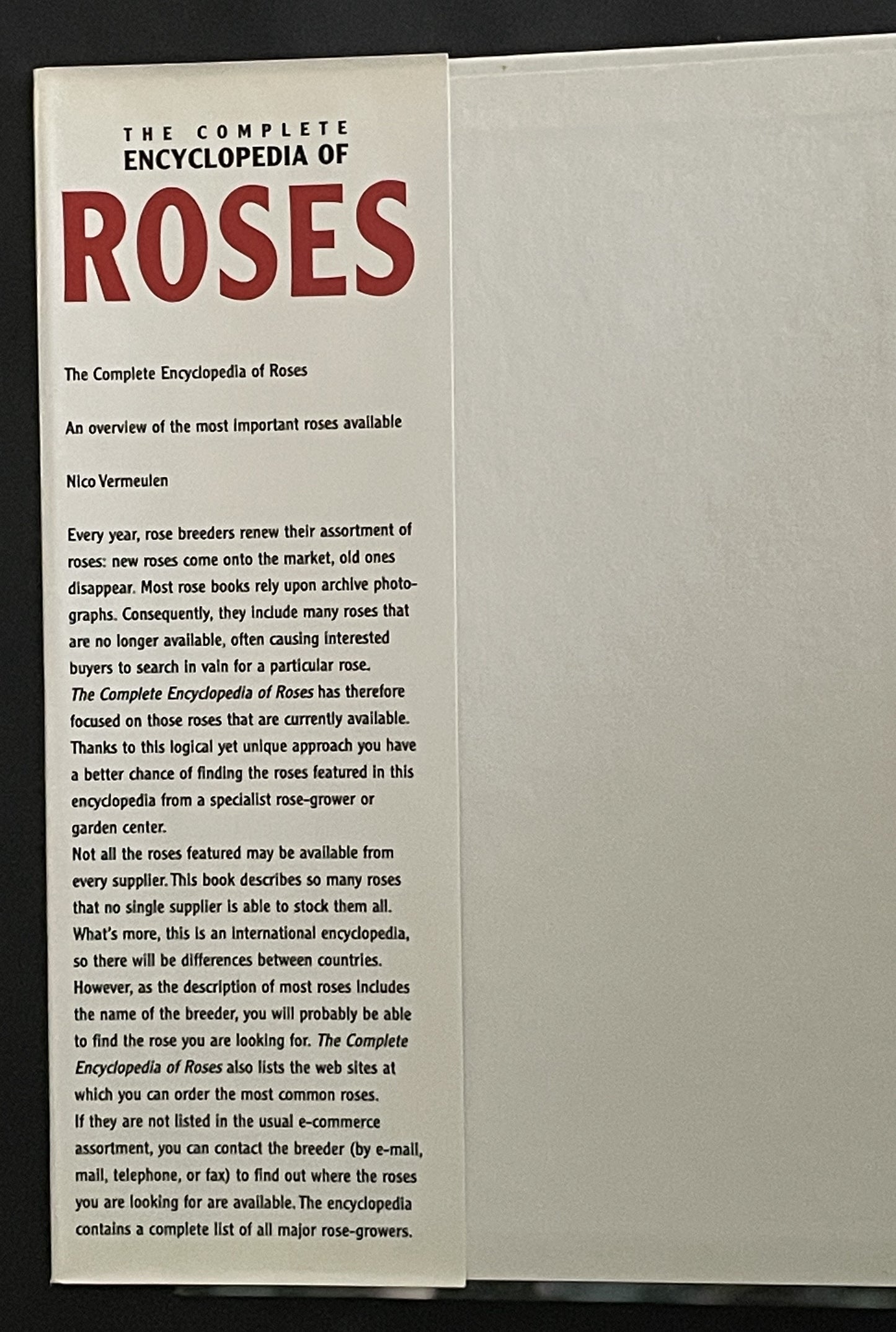 The Complete Encylopedia Roses by Nico Vermeulen