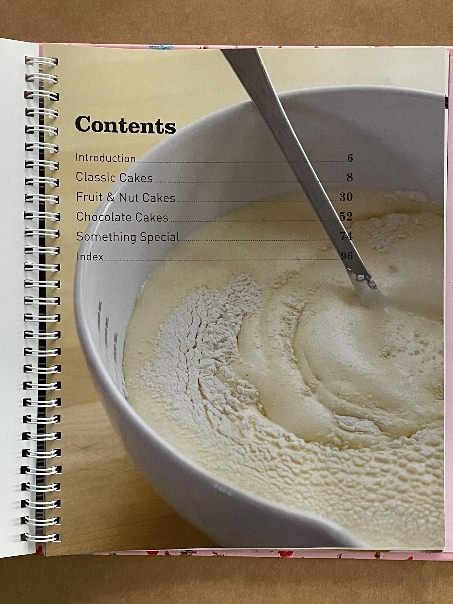 Traditional Cakes by Parragon Book Service Limited