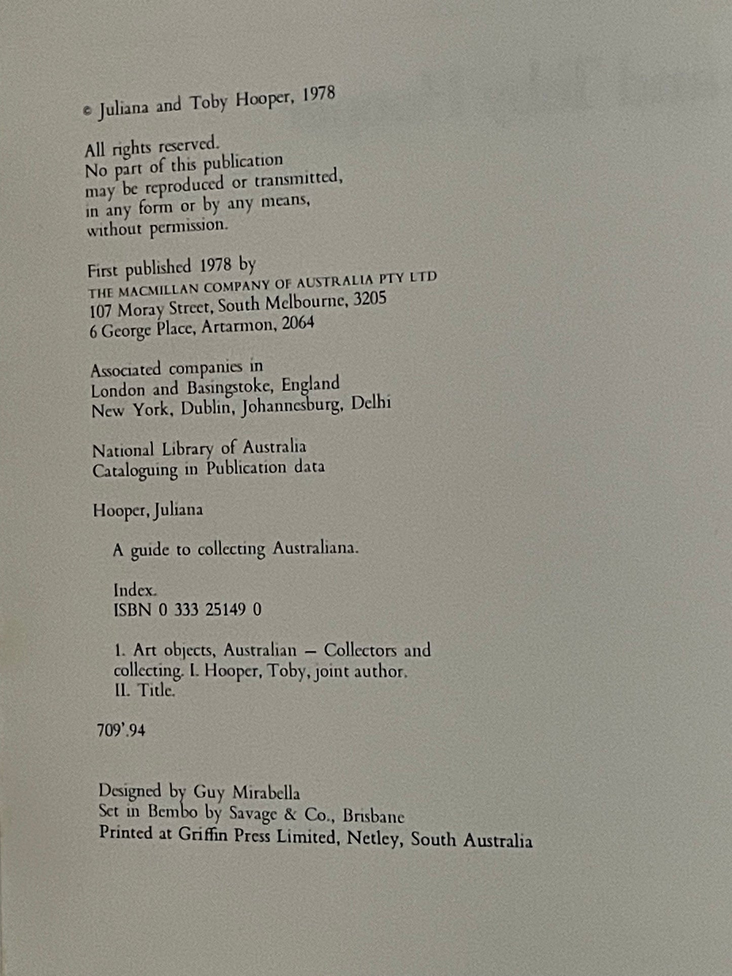 A Guide to Collecting Australiana by Juliana Hooper, Toby Hooper