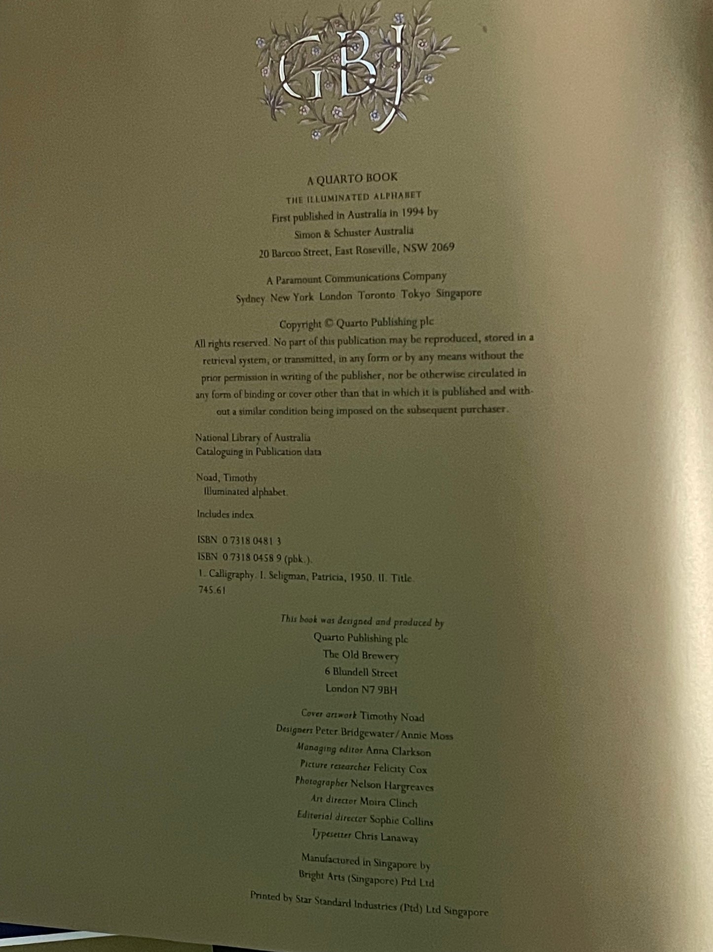 The Illuminated Alphabet by Patricia Noad, Timothy Noad, Patricia Seligman