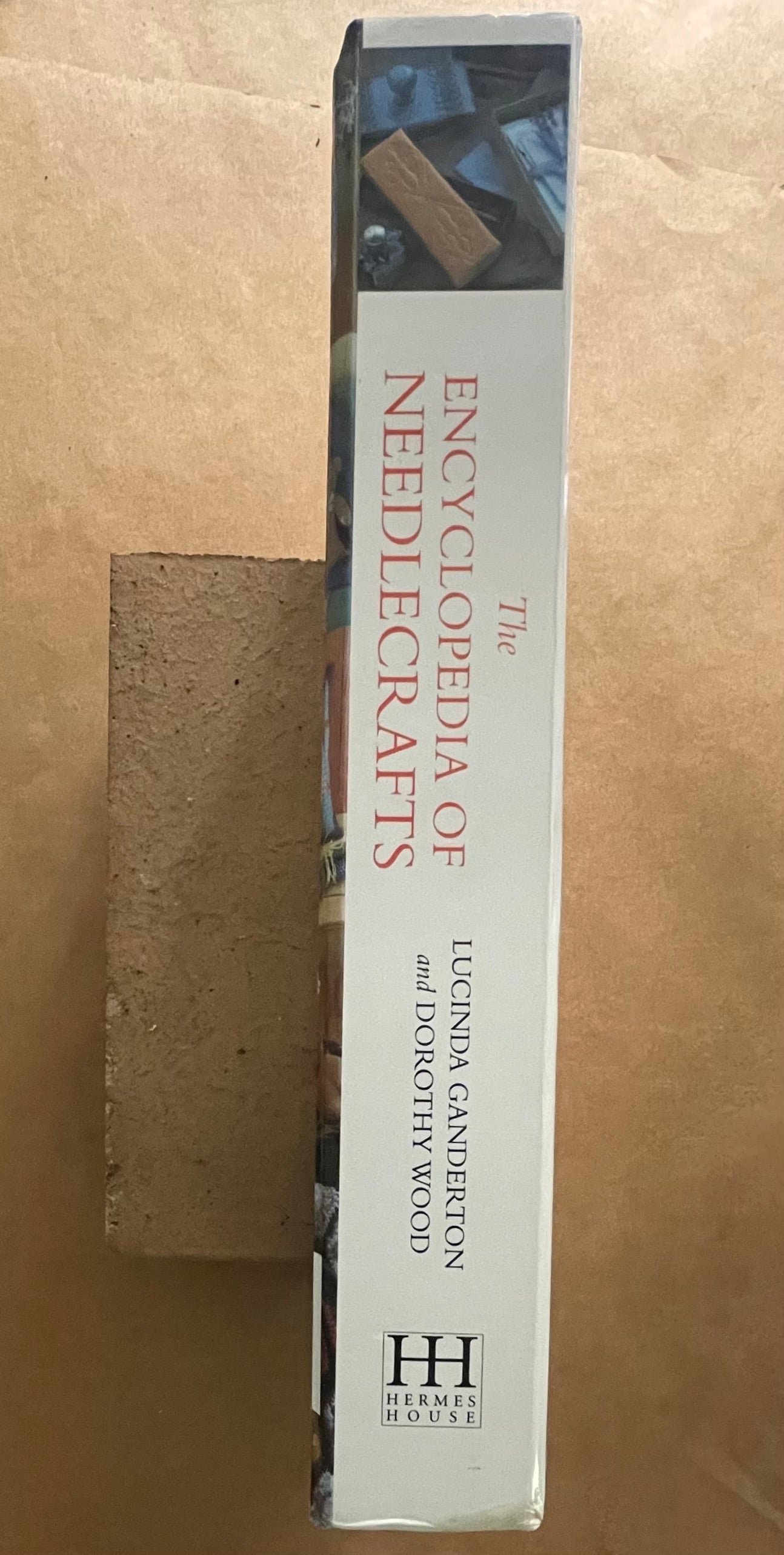 The Encyclopedia of Needlecrafts by Lucinda Ganderton, Dorothy Wood