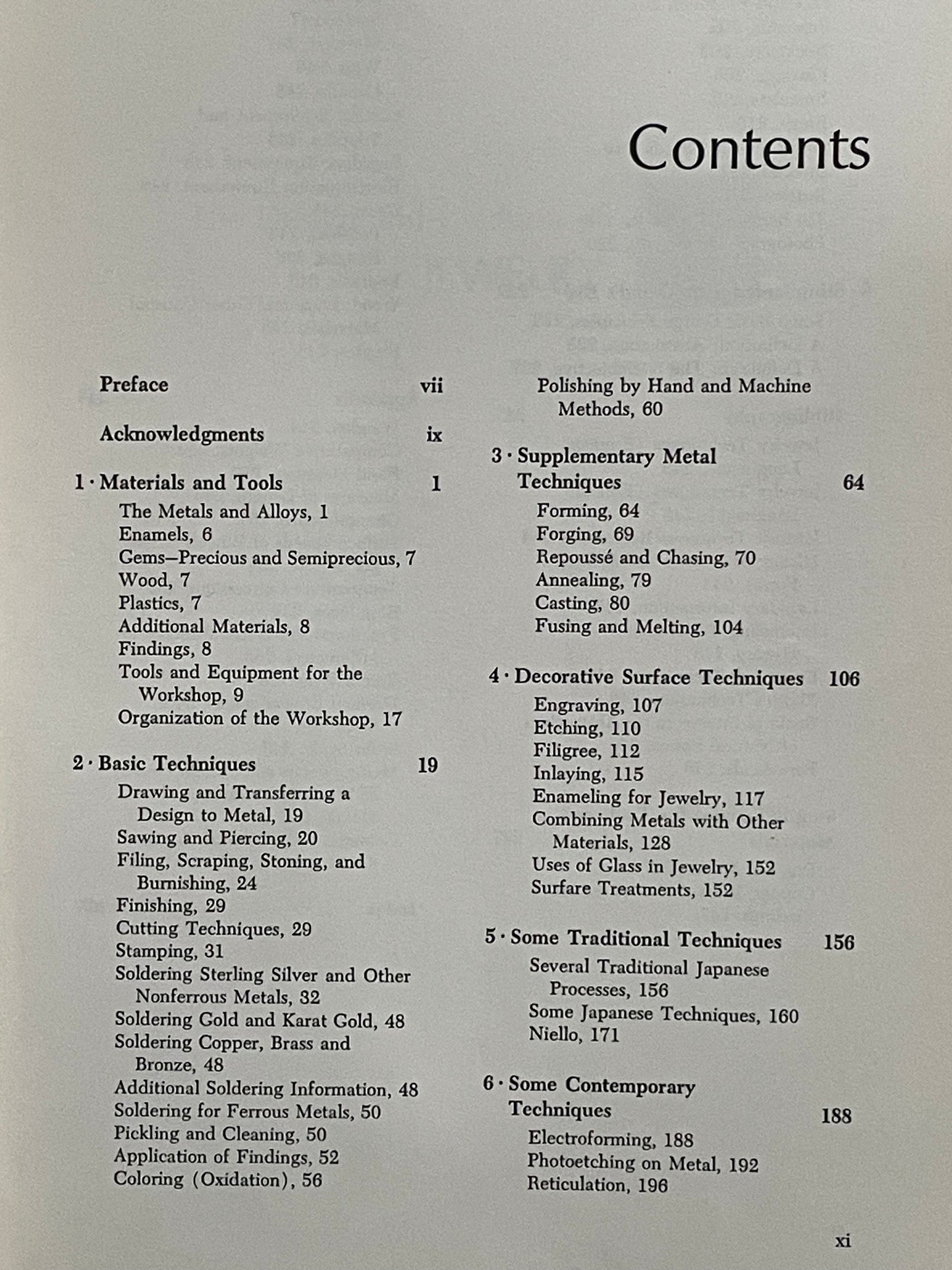 The Design and Creation of Jewelry by Robert Von Neumann