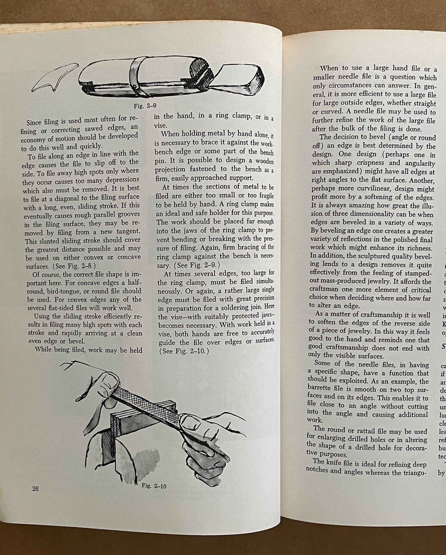 The Design and Creation of Jewelry by Robert Von Neumann