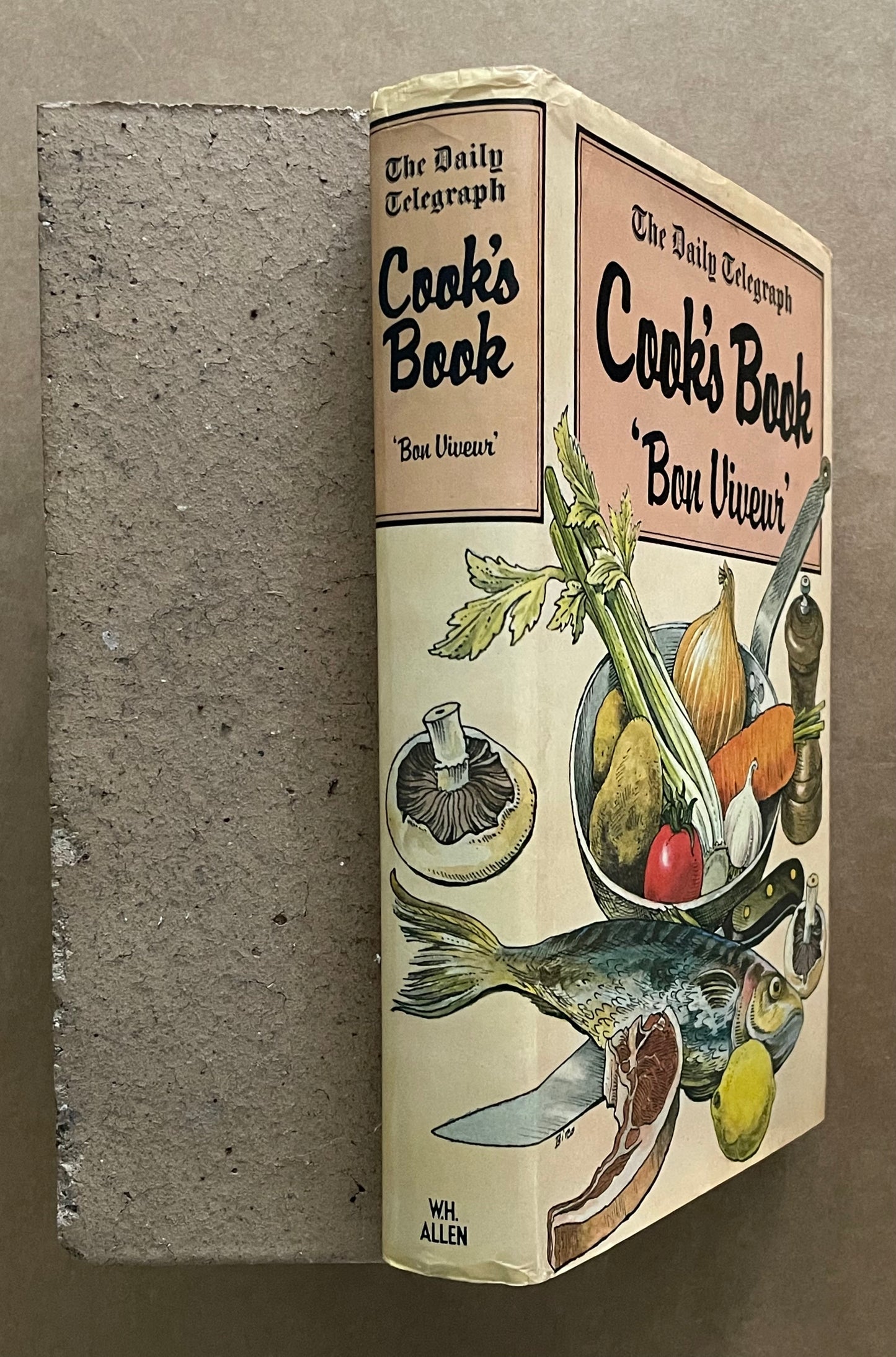 The Daily Telegraph Cook's Book by Fanny Cradock