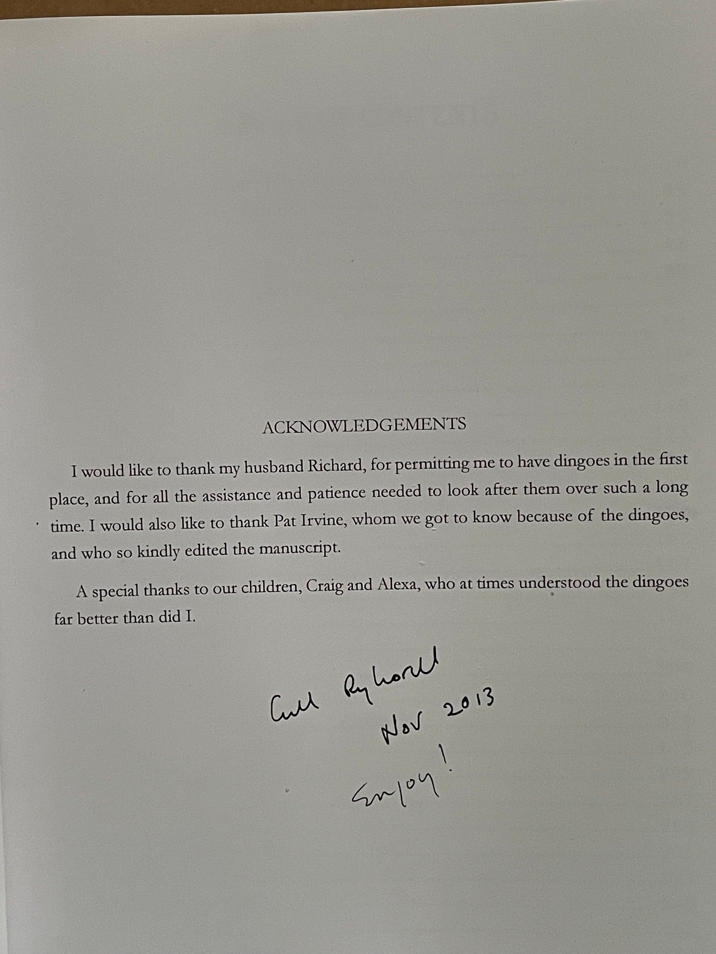 Living with Dingoes by Gill Ryhorchuk