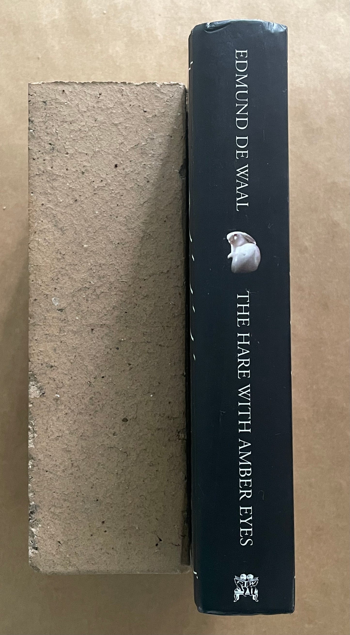 The Hare with Amber Eyes by Edmund De Waal