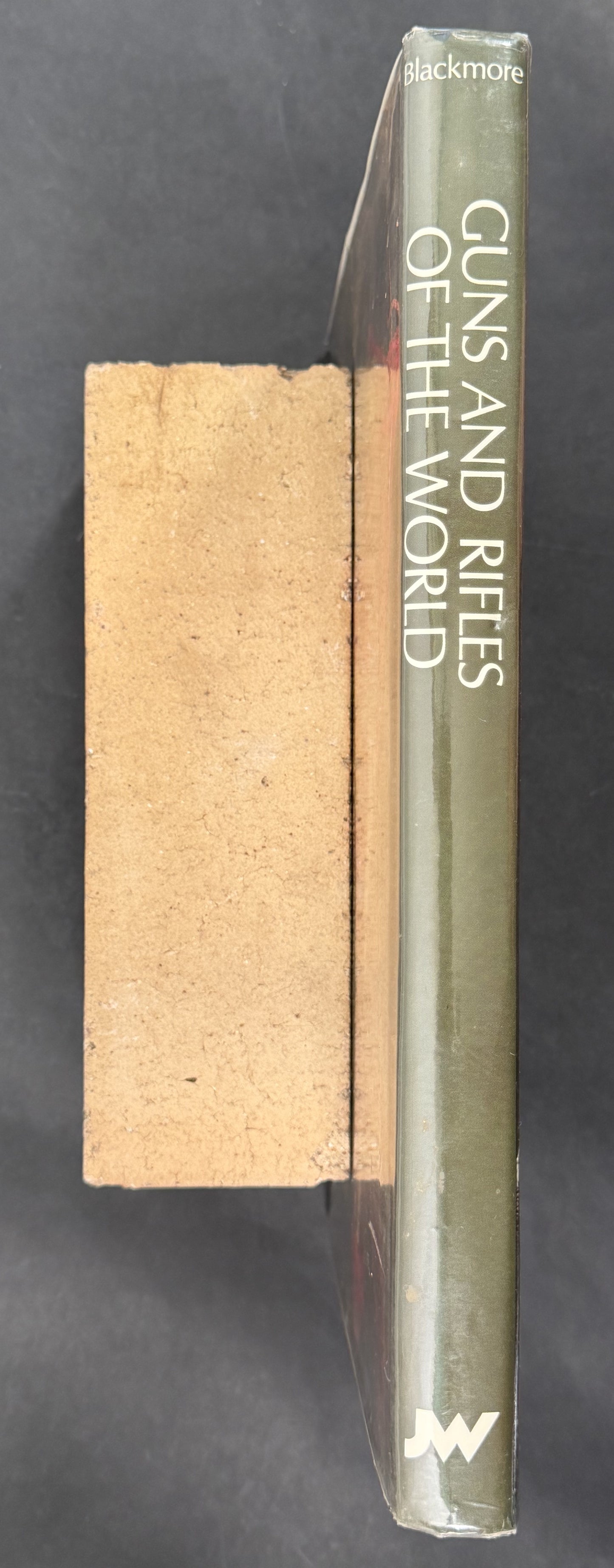 Guns and Rifles of the World by Howard L. Blackmore