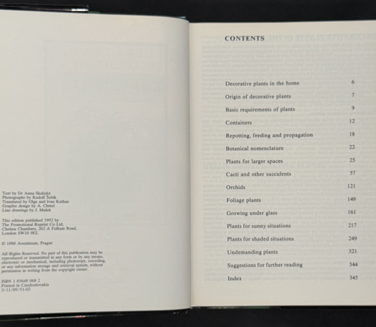 Illustrated Encyclopedia of Houseplants by Anna Skalická, Rudolf Šubík