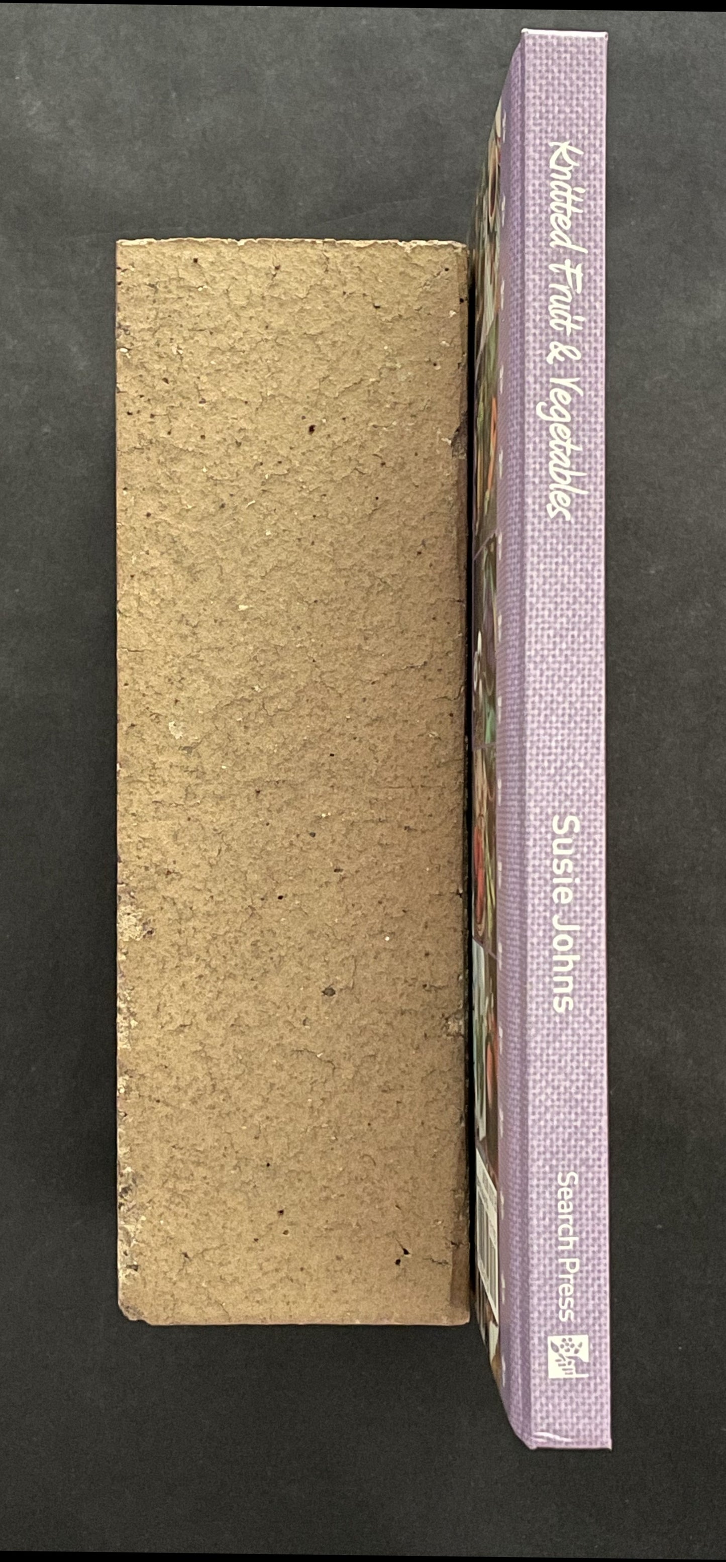 Knitted Fruit and Vegetables by Susie Johns