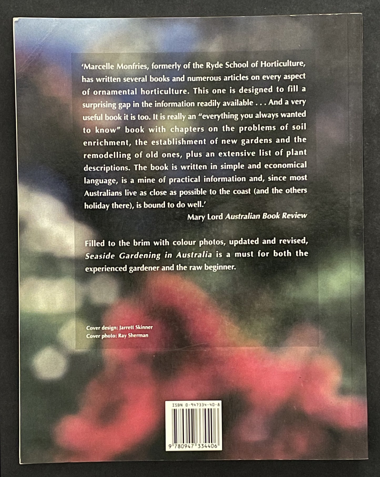 Seaside Gardening in Australia by Marcelle Monfries