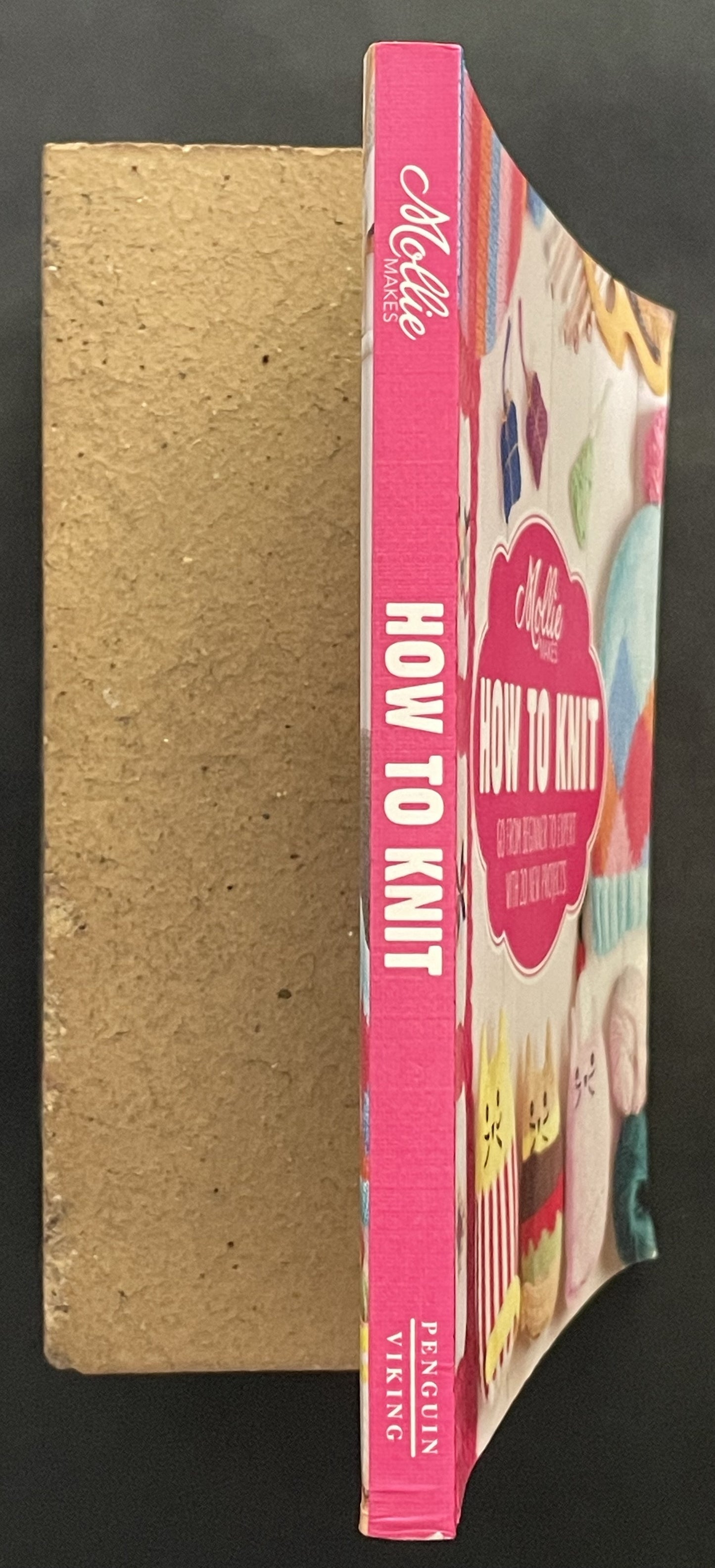 Mollie Makes How to Knit by Mollie Makes