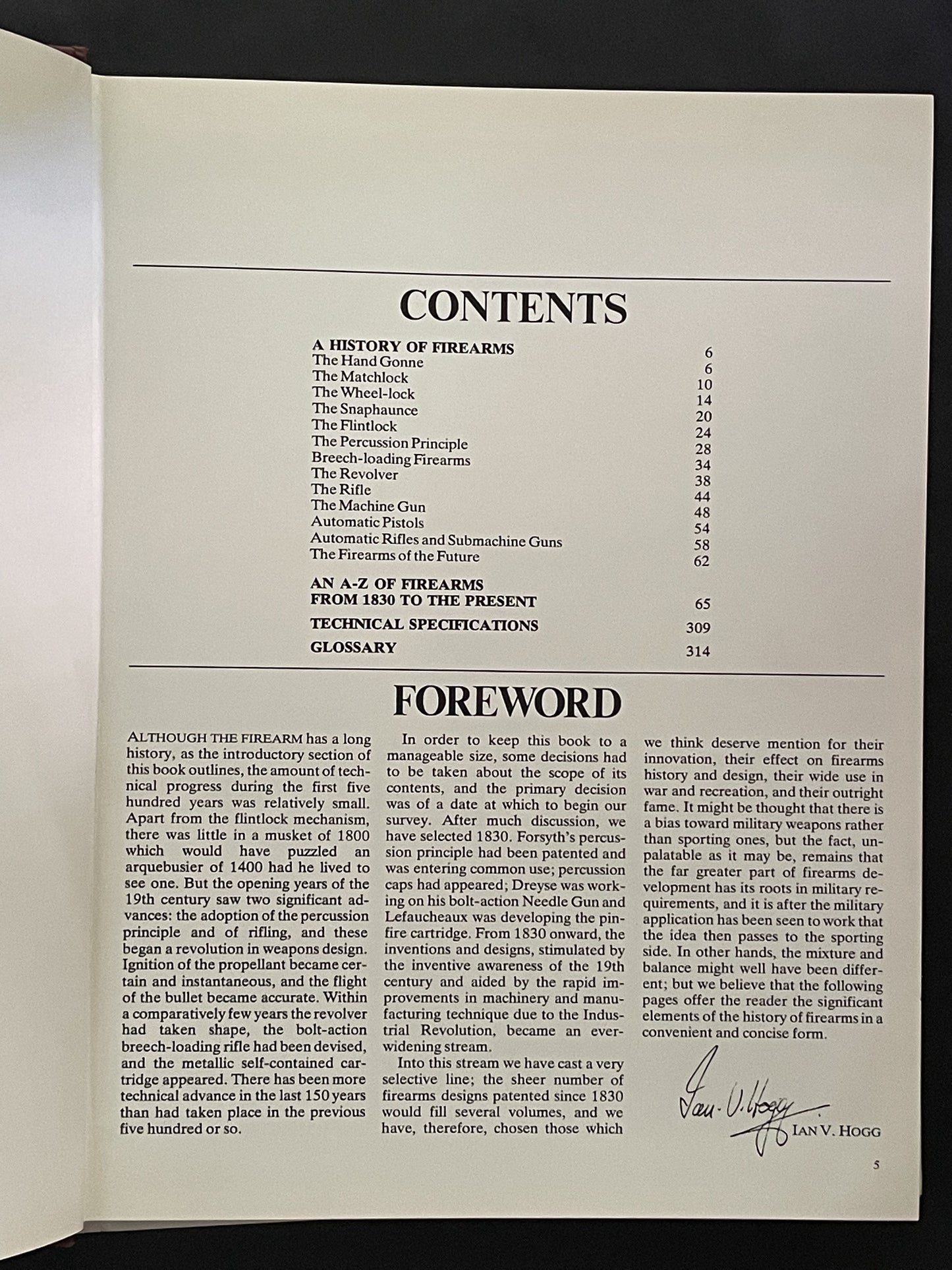 The Illustrated Encyclopedia of World Firearms by Ian V. Hogg