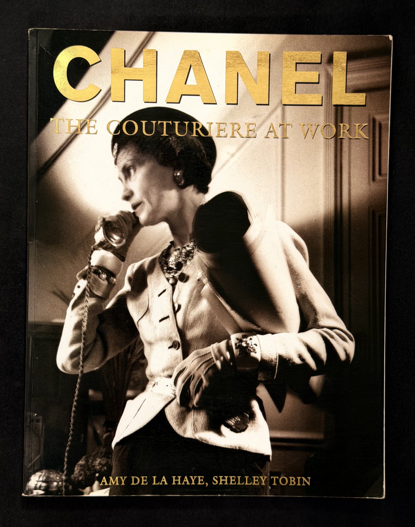 Chanel: The Couturière at Work