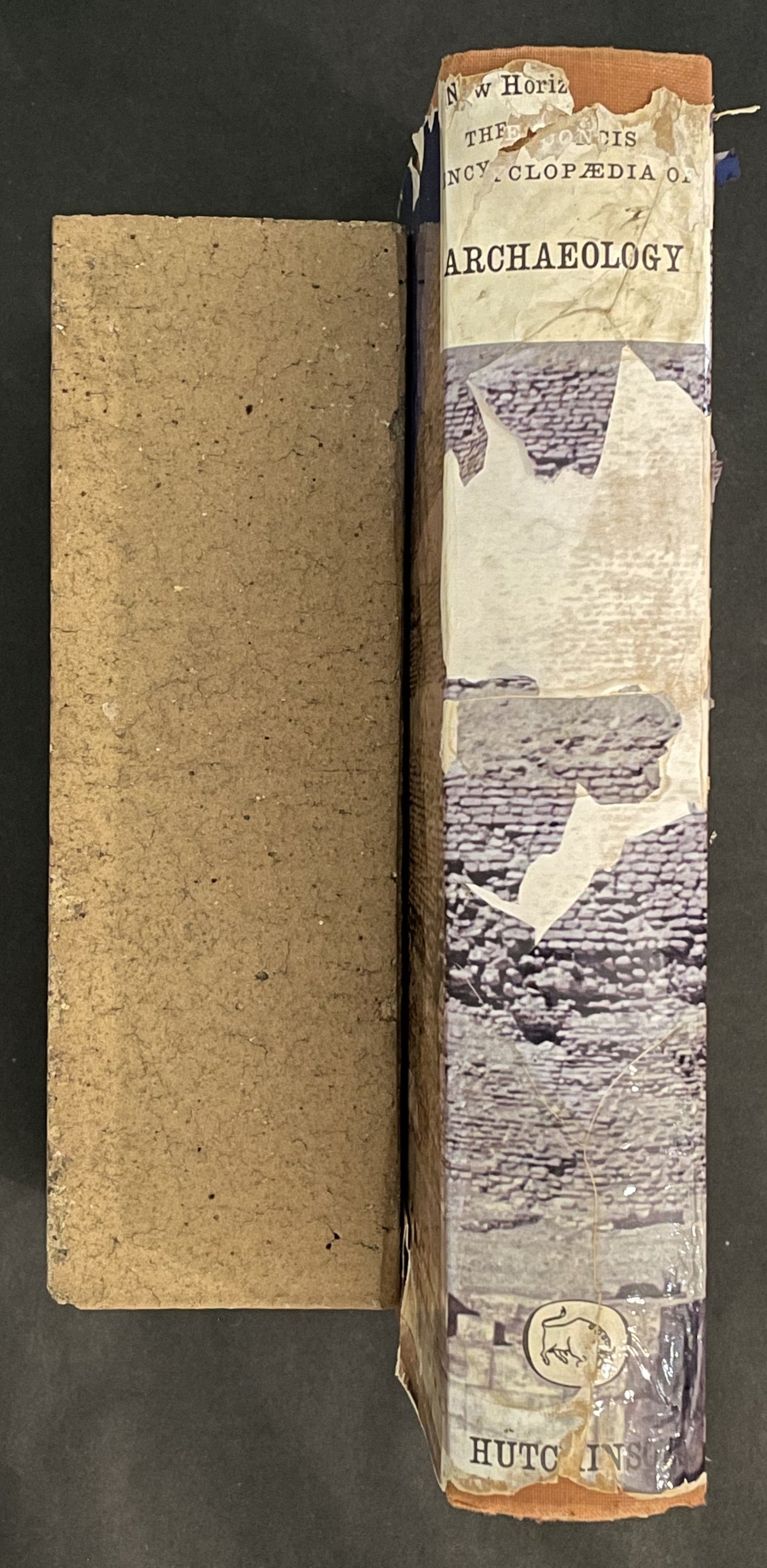 The Concise Encyclopædia of Archaeology by Leonard Cottrell