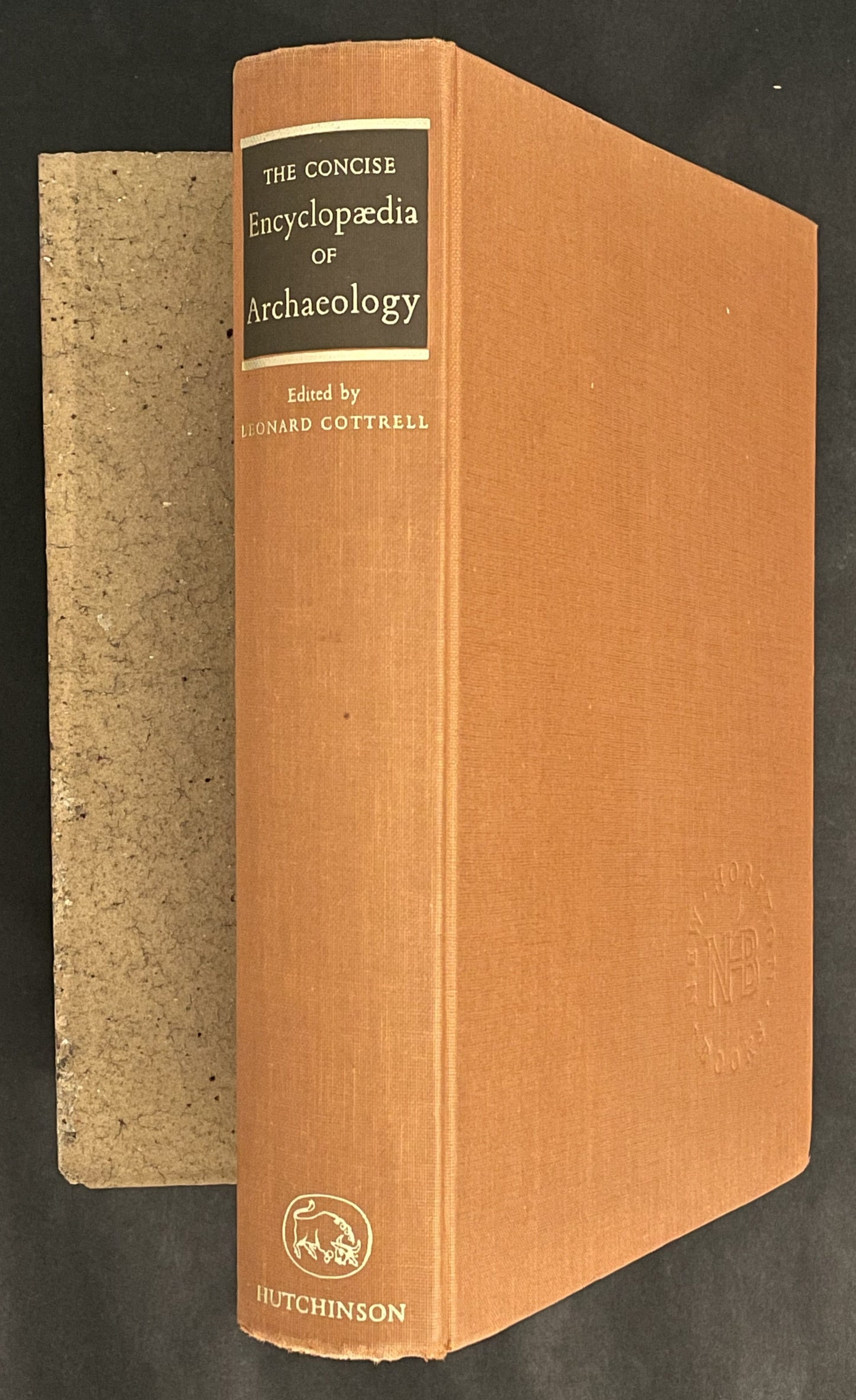 The Concise Encyclopædia of Archaeology by Leonard Cottrell