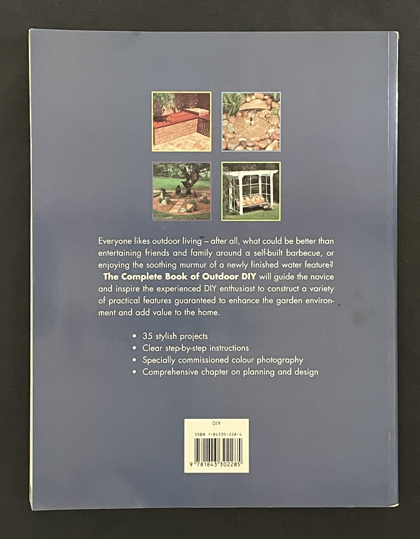 The Complete Book of Outdoor DIY by Penny Swift, Janek Szymanowski