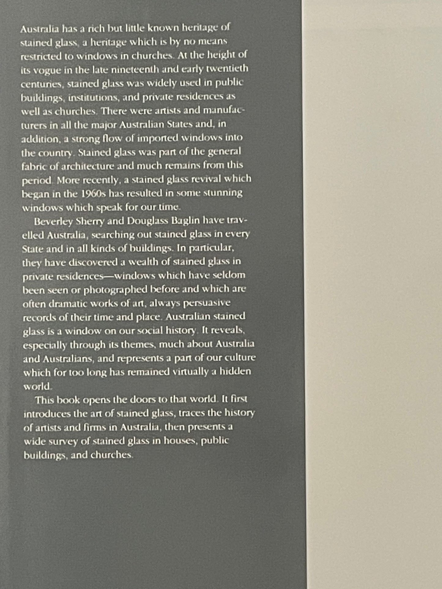 Australia's Historic Stained Glass by Beverley Sherry, Douglass Baglin