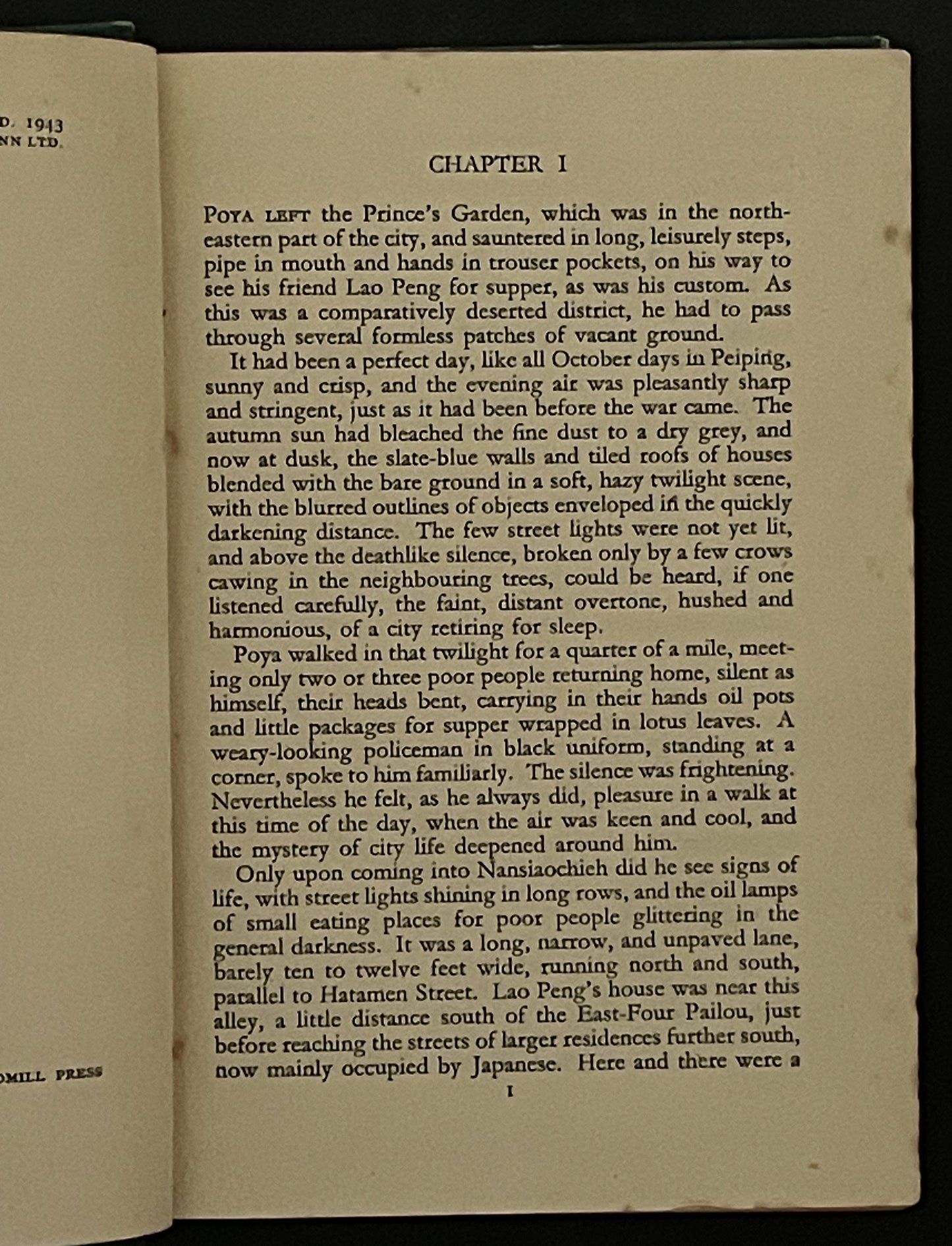 A Leaf in the Storm by Lin Yutang