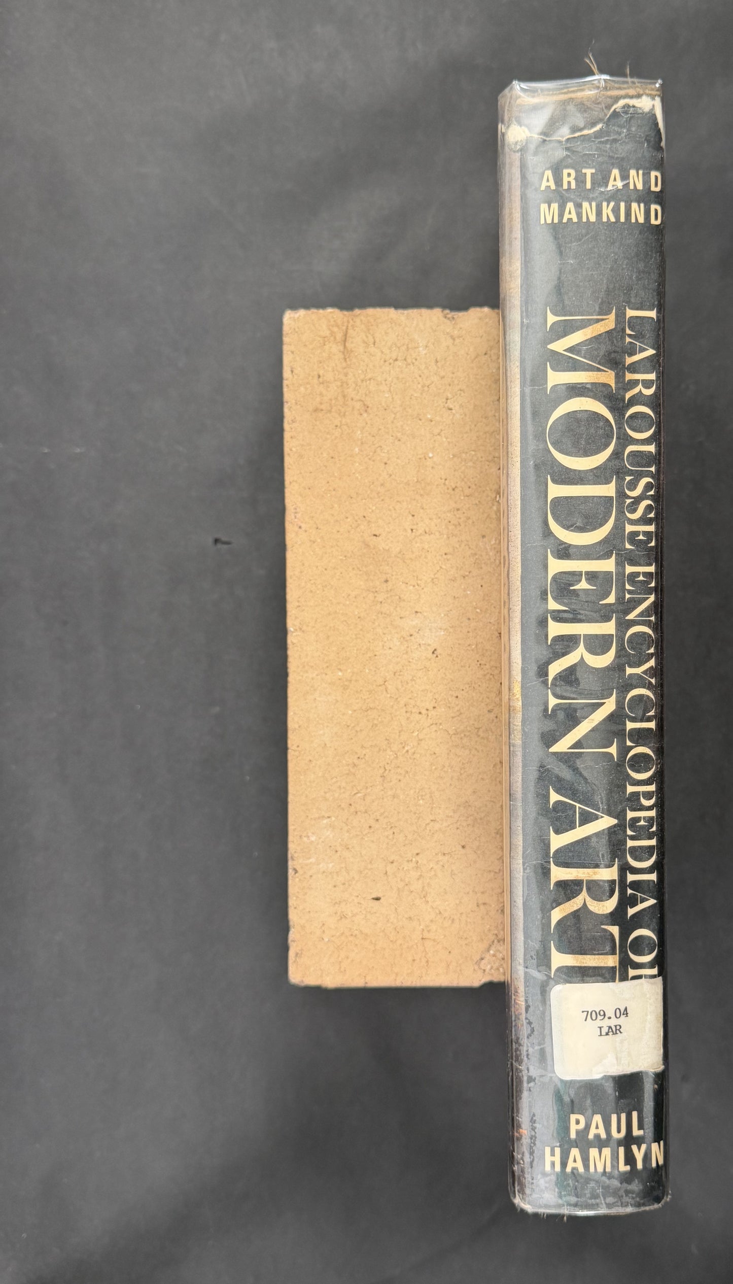 Larousse Encyclopedia of Modern Art by René Huyghe