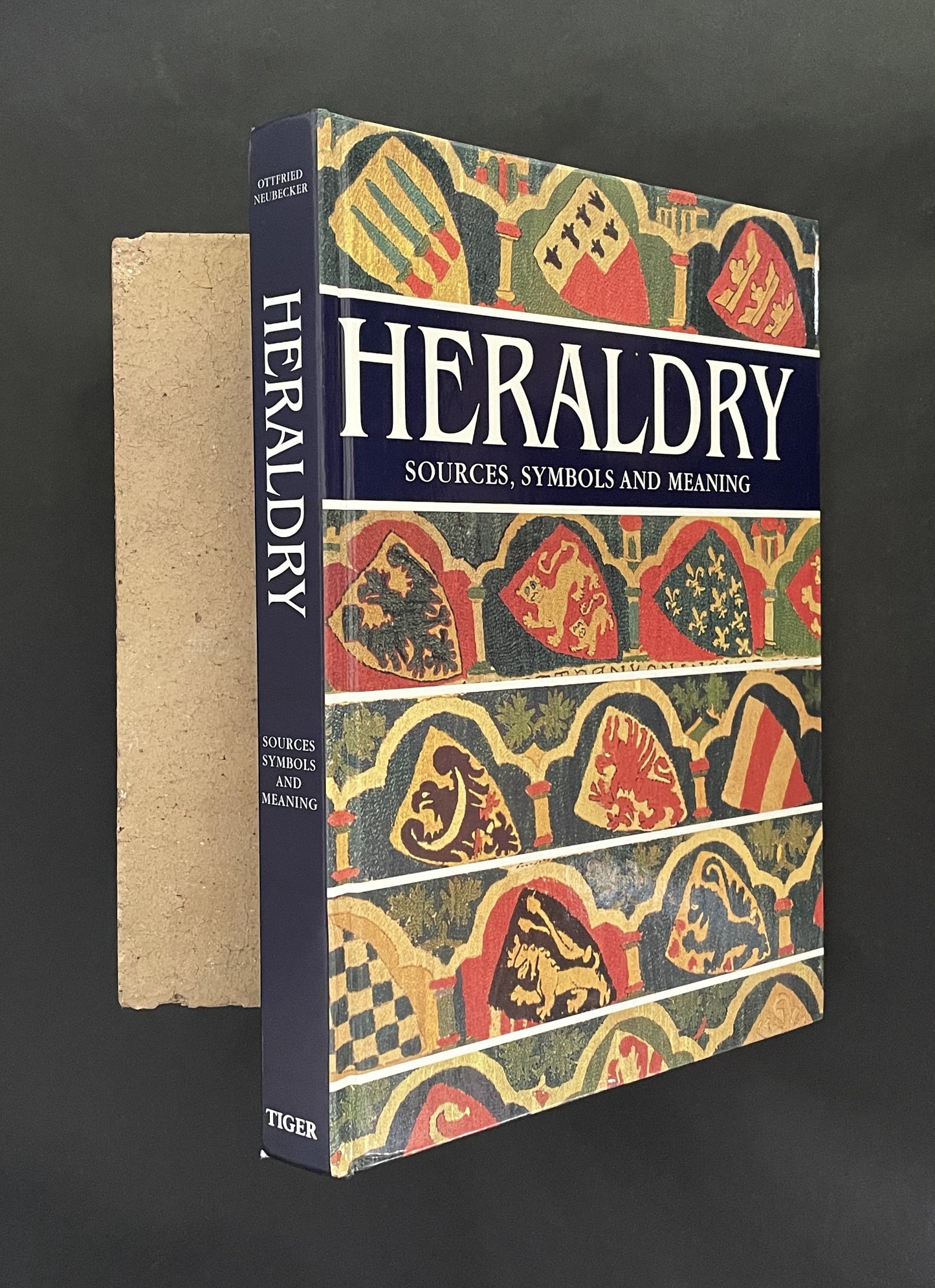 Heraldry by Ottfried Neubecker, John Philip Brooke-Little