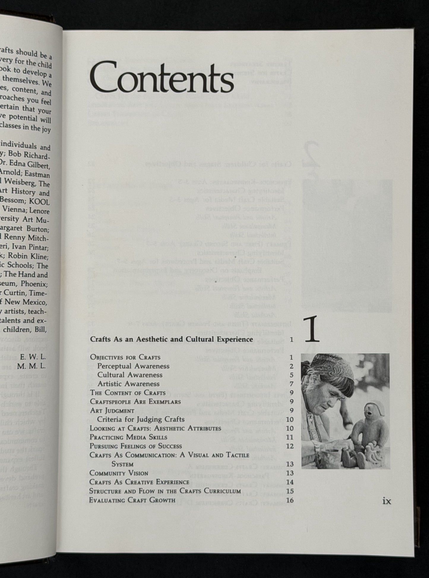 Crafts for the Classroom by Earl W. Linderman, Marlene M. Linderman