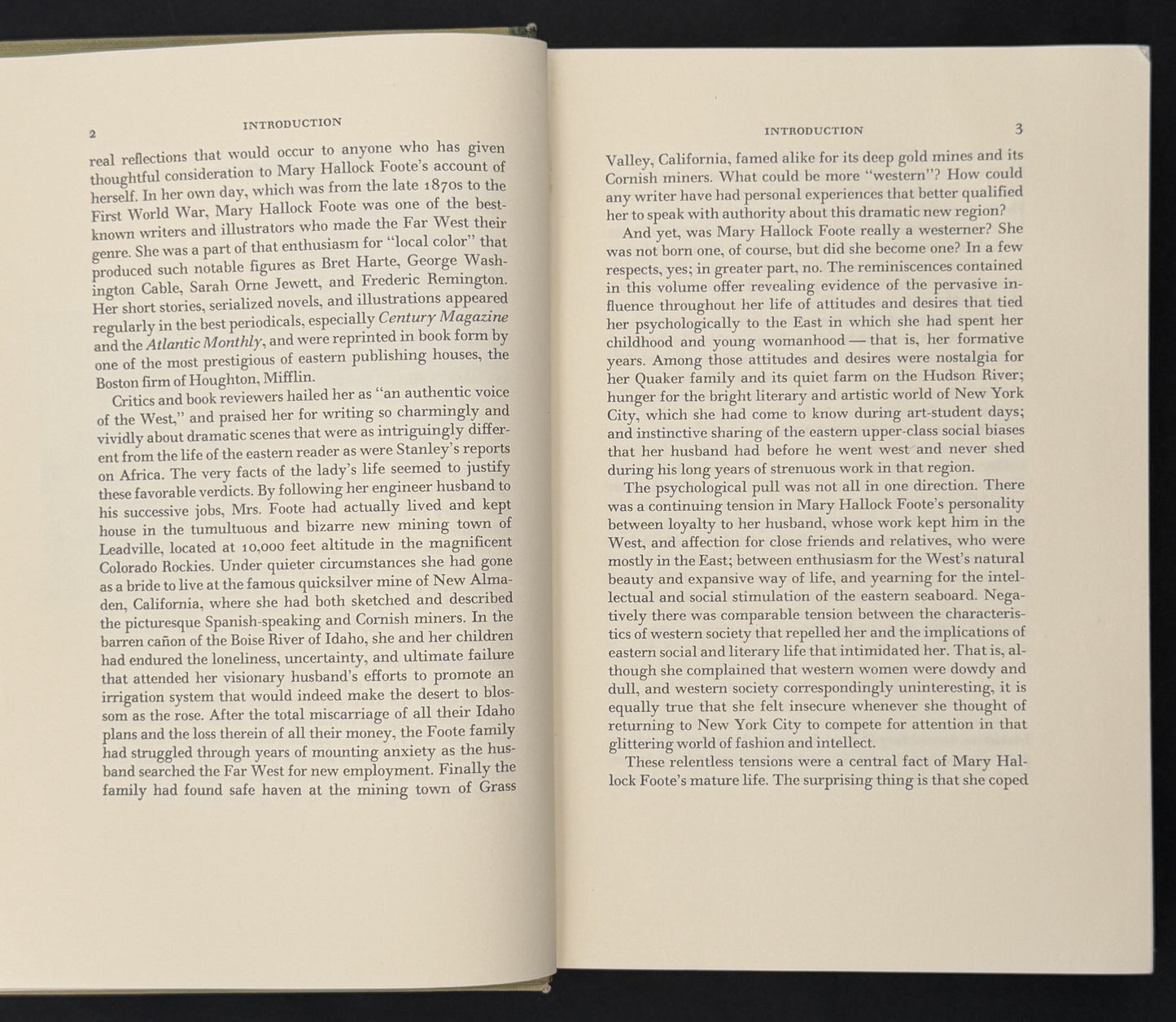 Reminiscences of Mary Hallock Foote: A Victorian Gentlewoman in the Far West by Rodman W. Paul