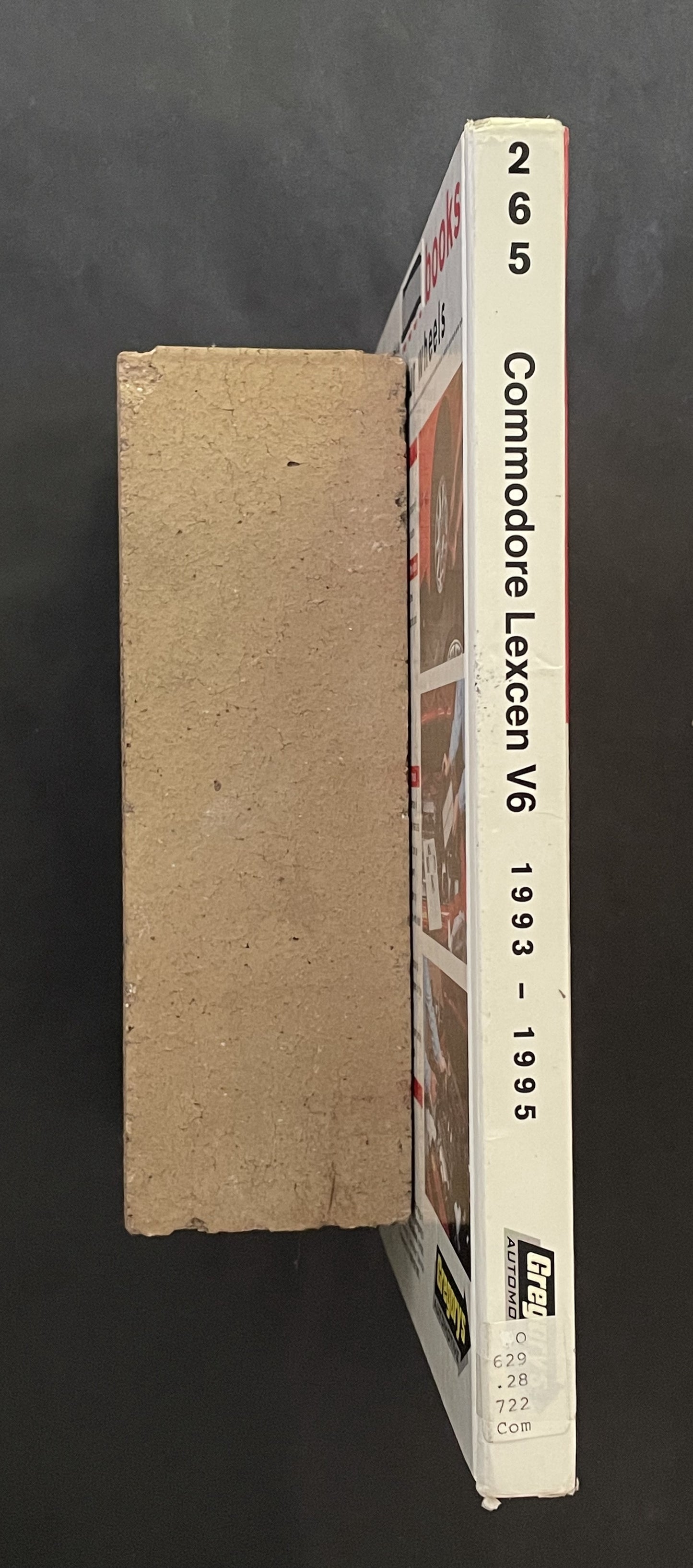 Commodore Lexcen V6 1993 - 1995 service and repair manual