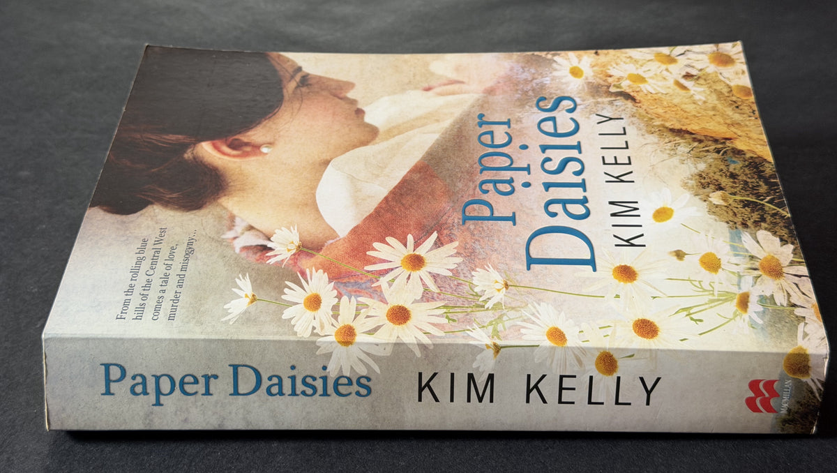 Paper Daisies by Kim Kelly