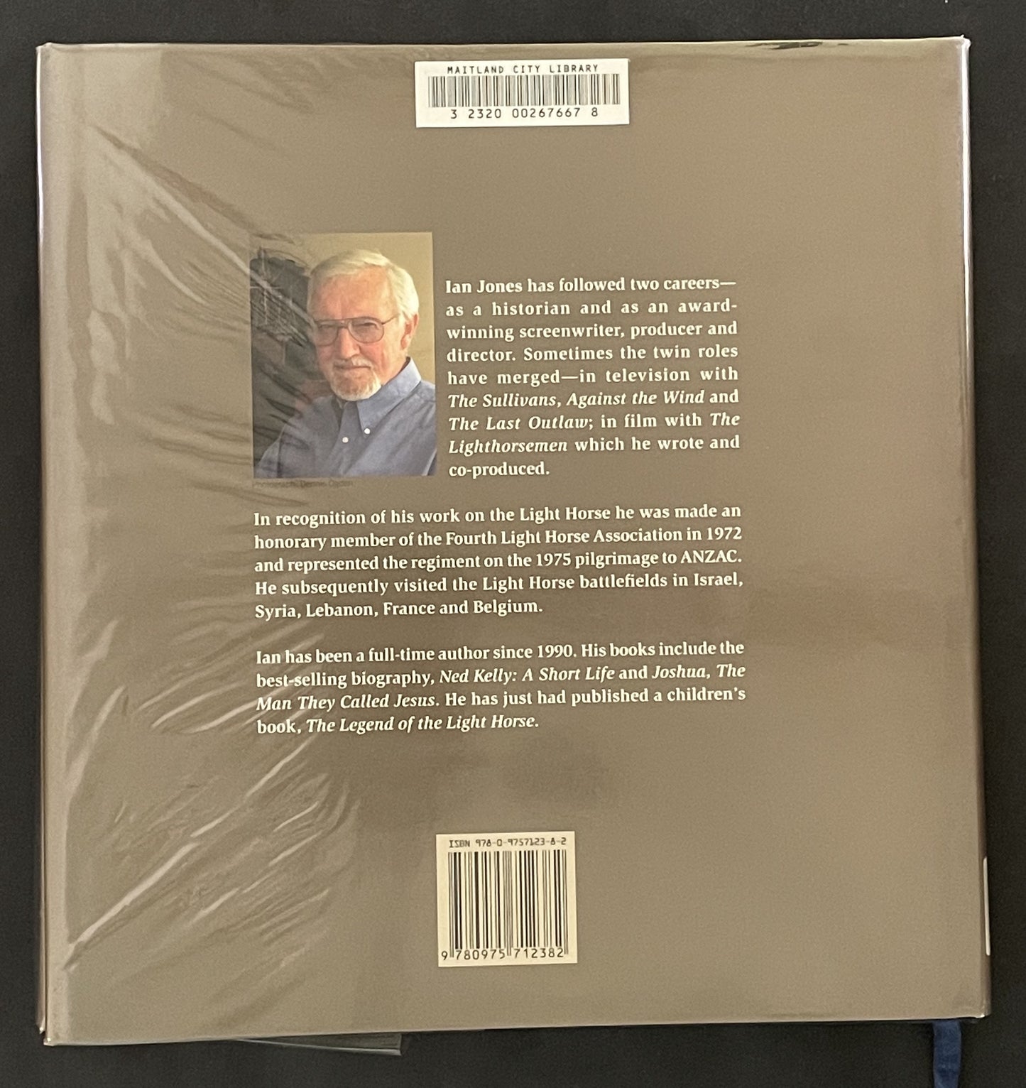 A Thousand Miles of Battles by Ian Jones