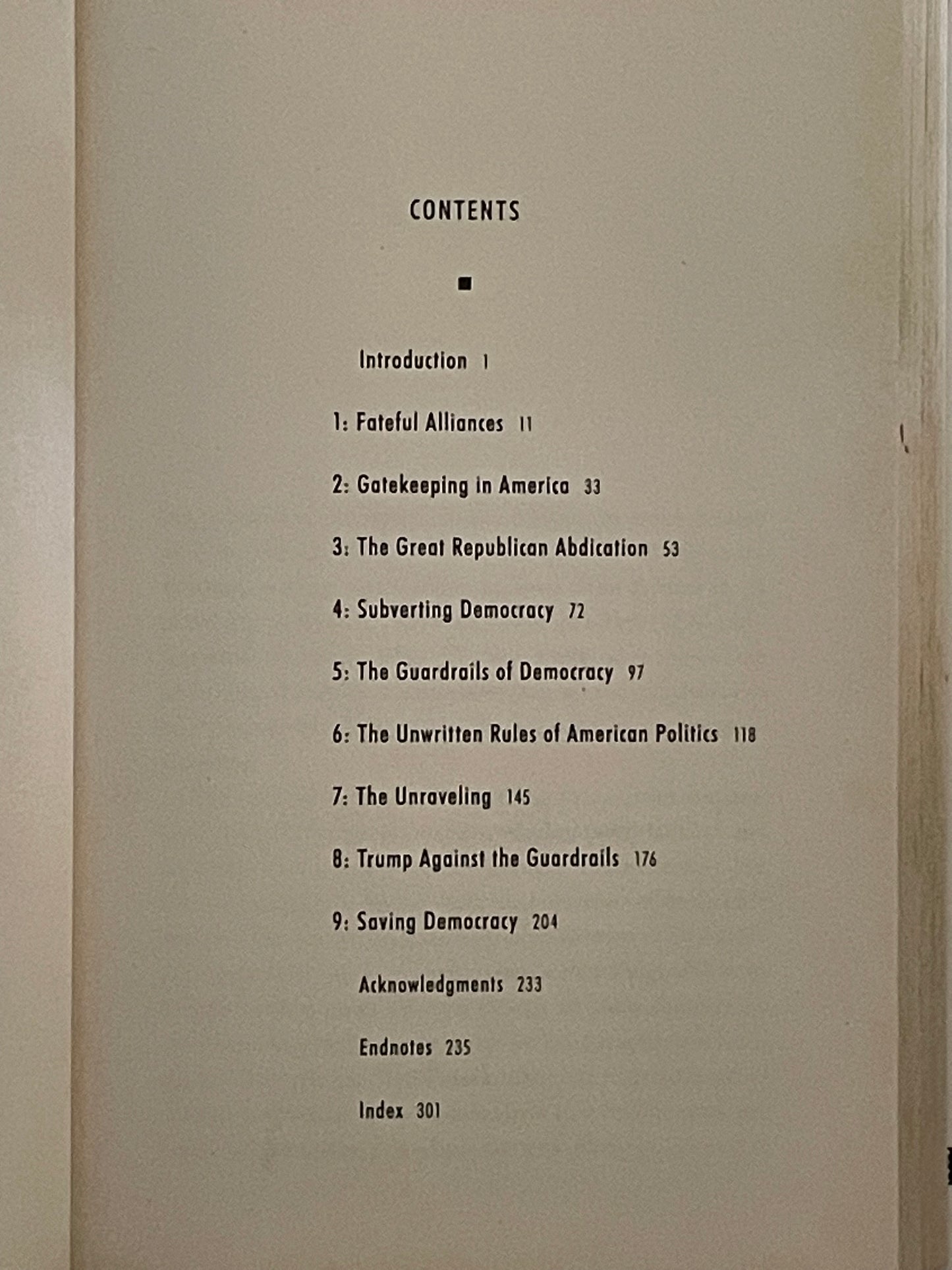 How Democracies Die by Steven Levitsky, Daniel Ziblatt
