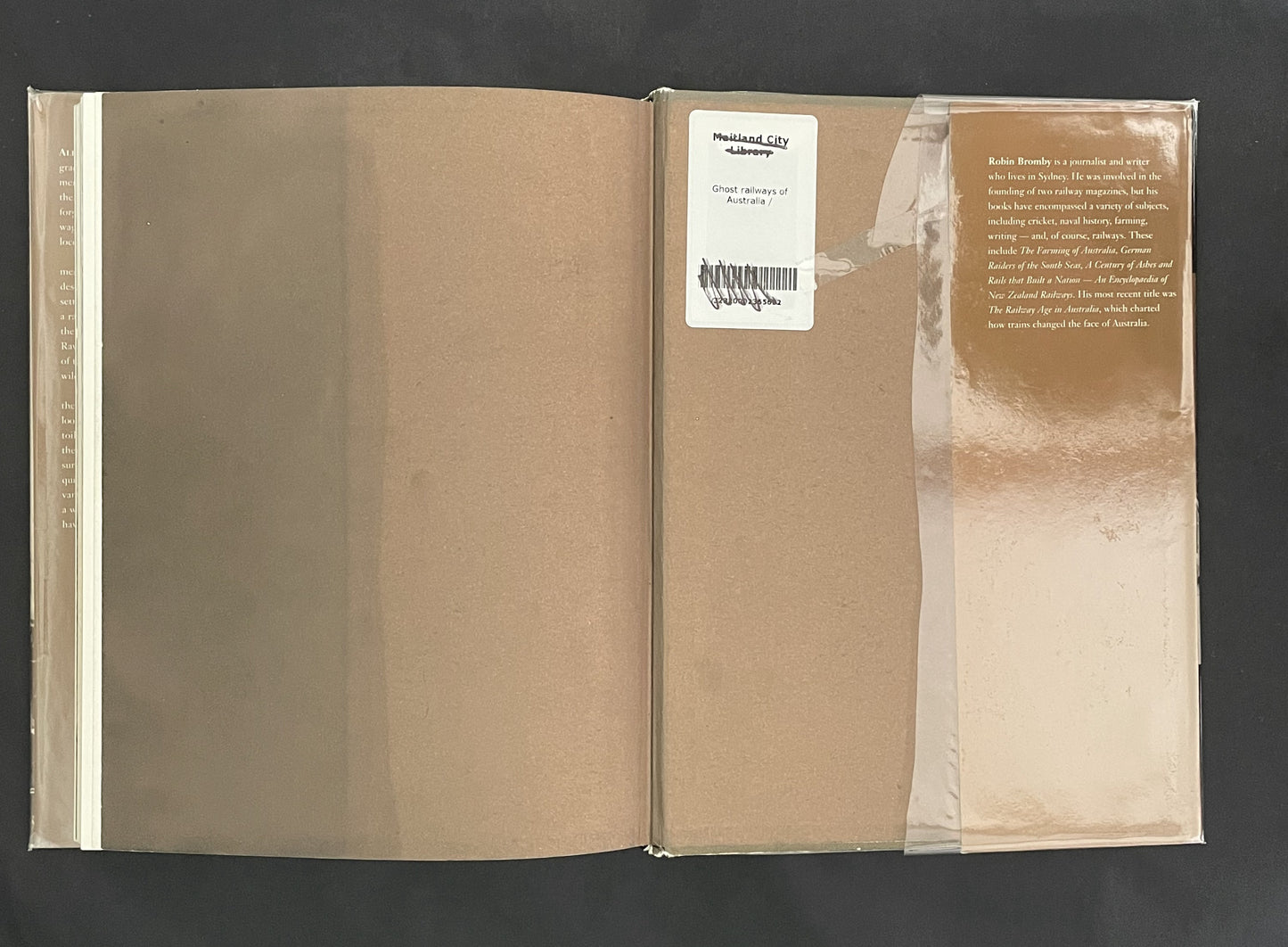 Ghost Railways of Australia by Robin Bromby