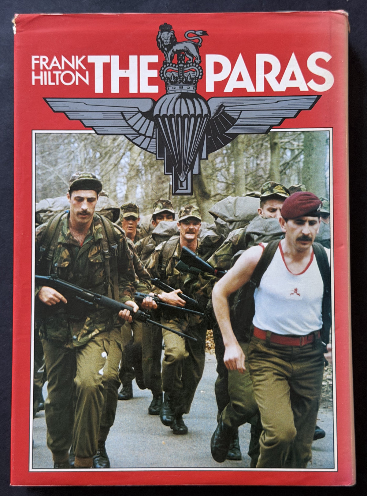 The Paras by Frank Hilton