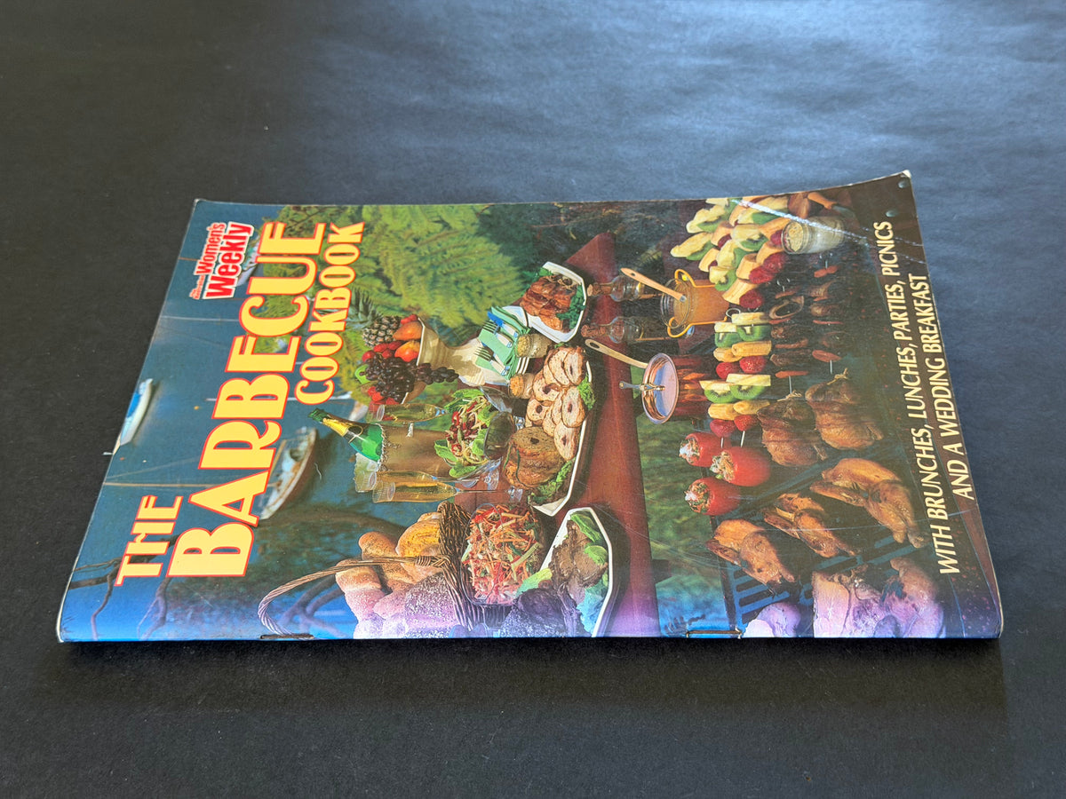The barbecue cookbook by Pamela Clark