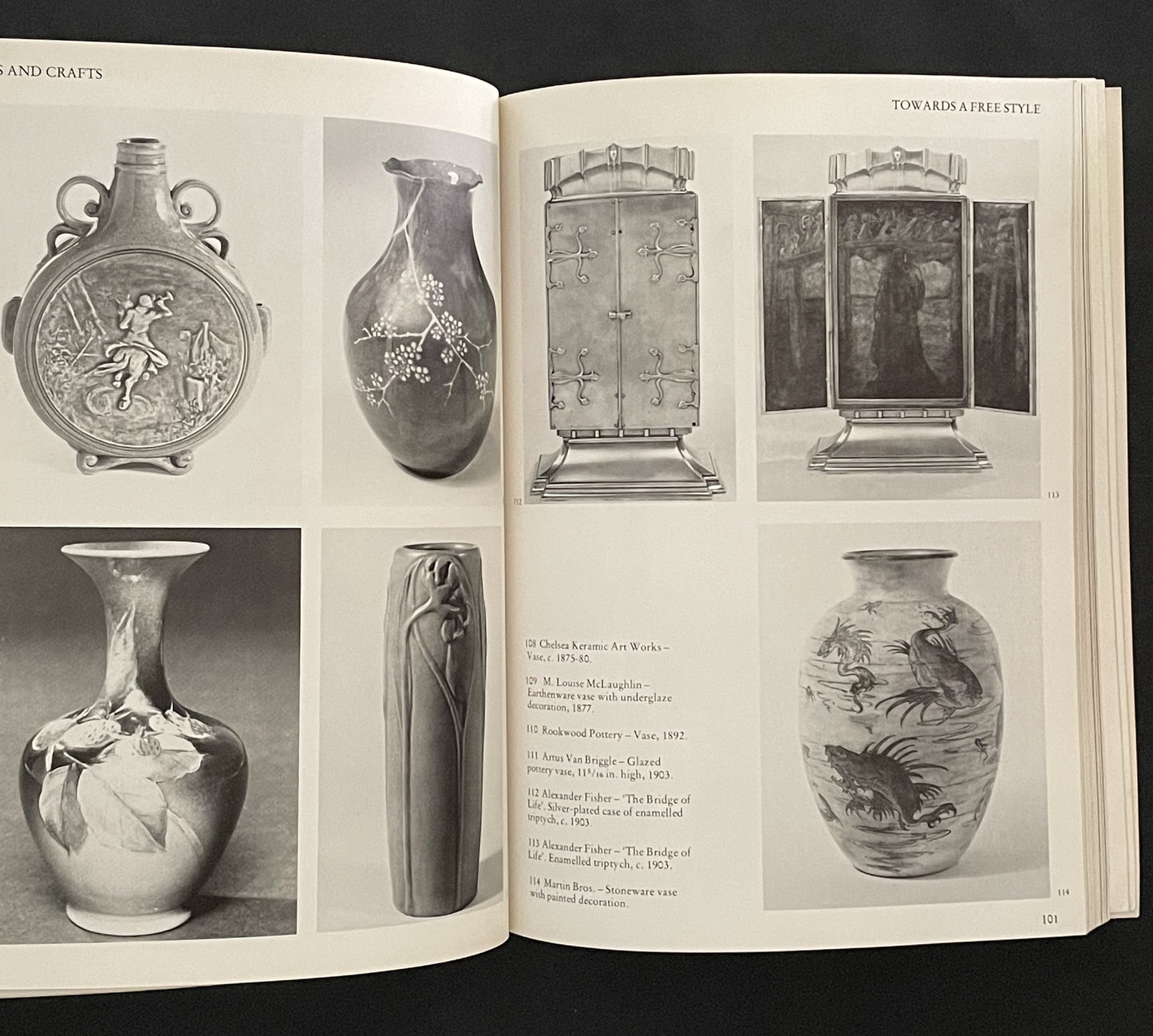 Arts & Crafts in Britain and America by Isabelle Anscombe & Charlotte Gere