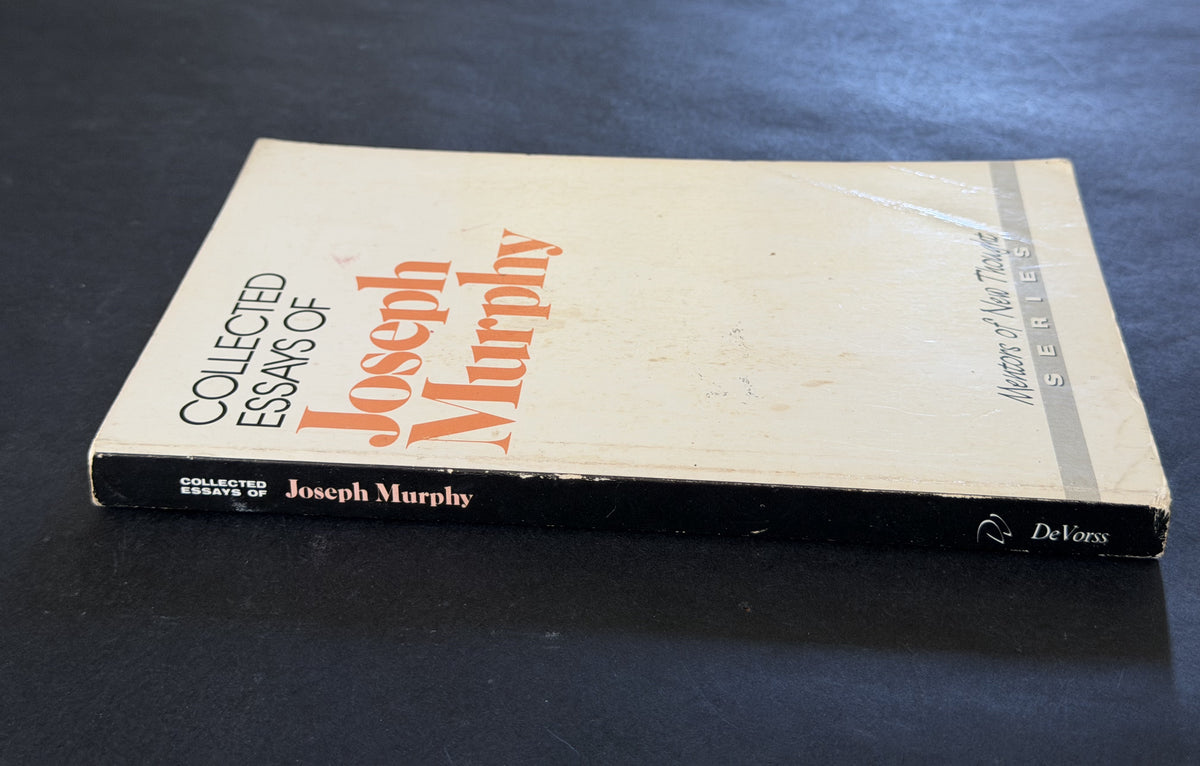 Collected essays of Joseph Murphy. by Joseph Murphy