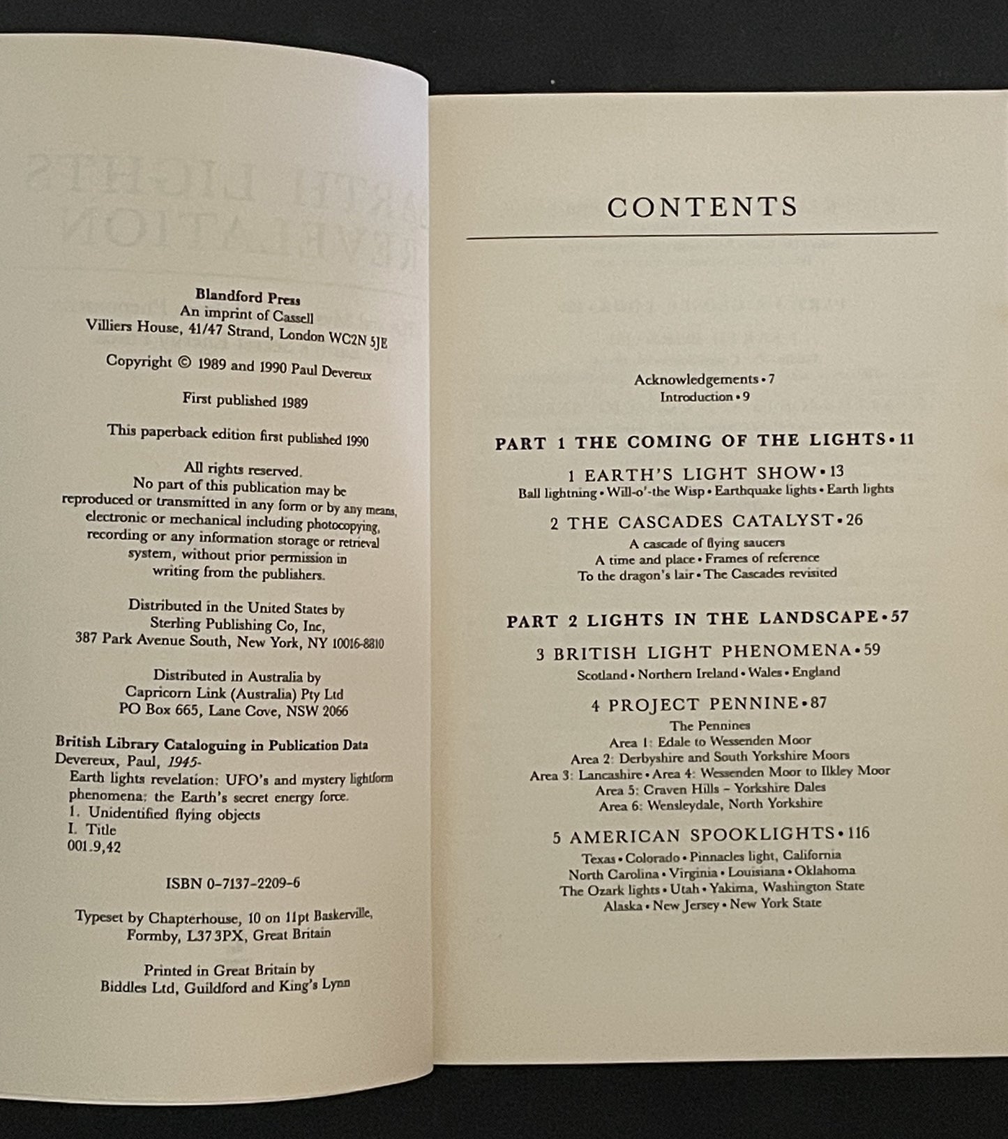 Earth Lights Revelation by Paul Devereux