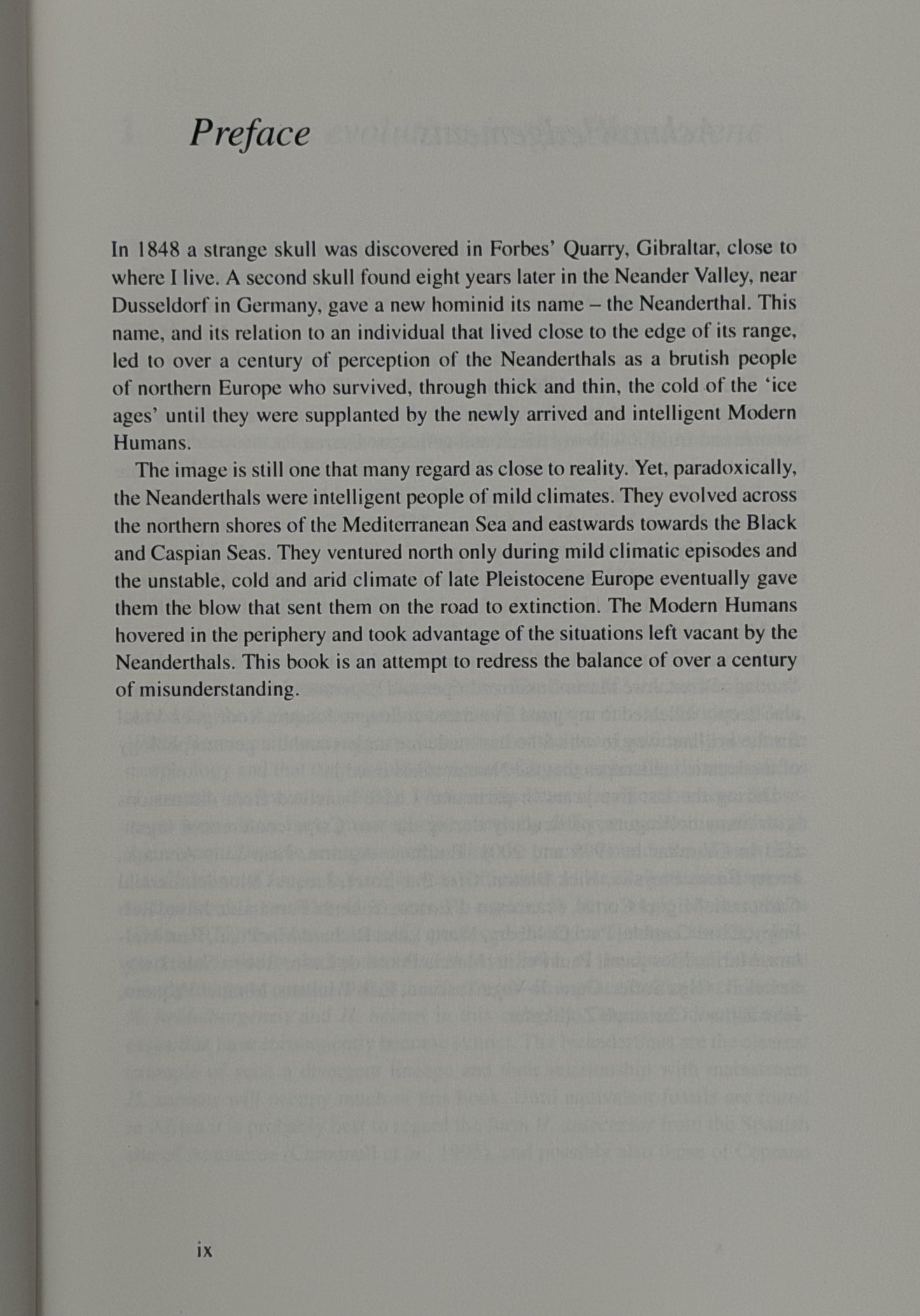 Neanderthals and Modern Humans by Clive Finlayson