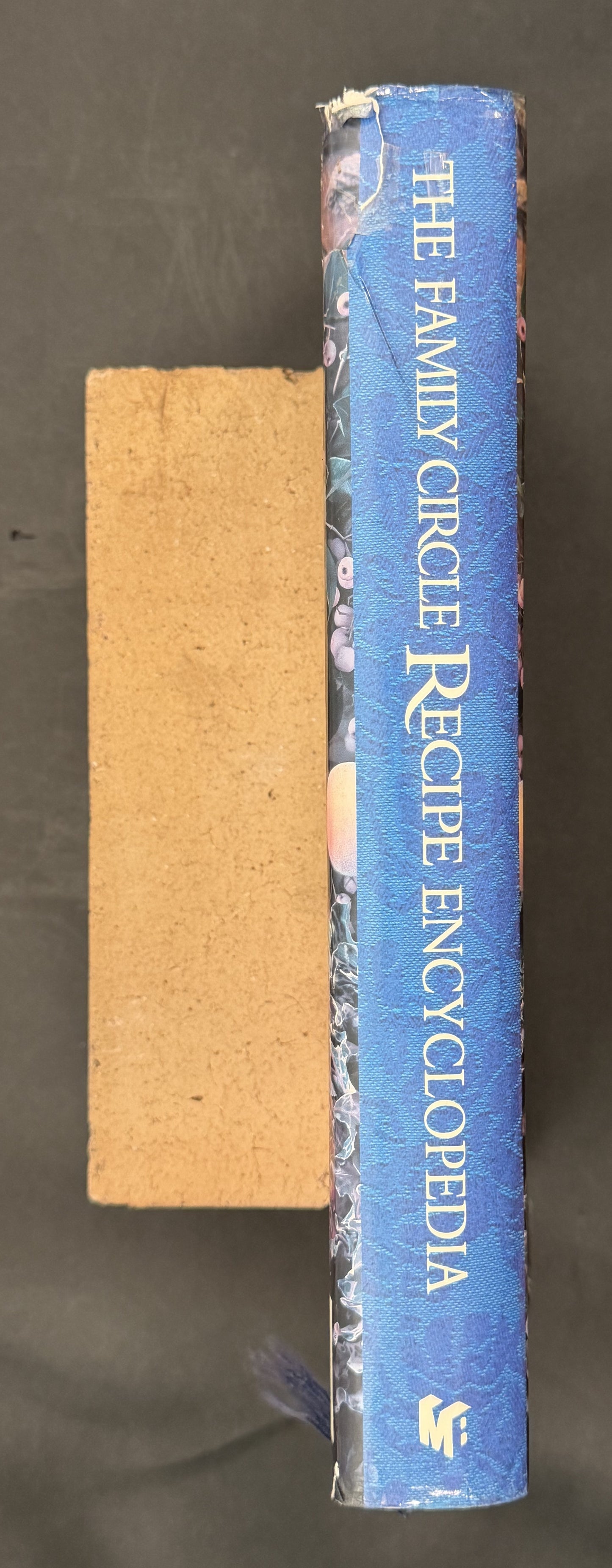 The Family Circle Recipe Encyclopedia by Family Circle