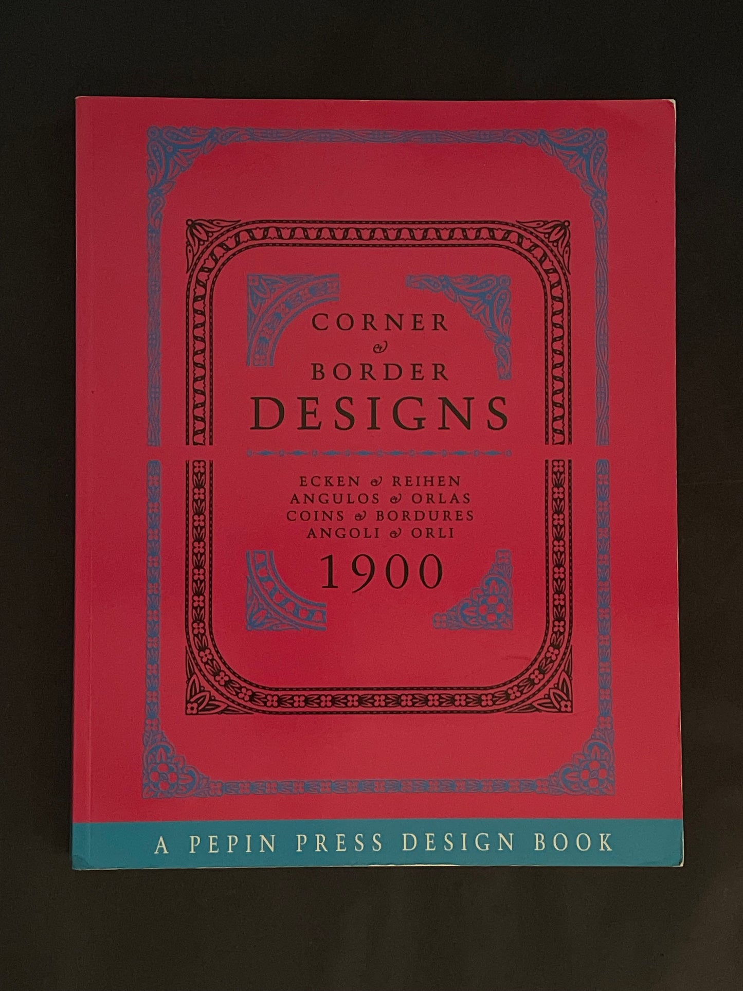 Corner & Border Designs by Pepin Van Roojen