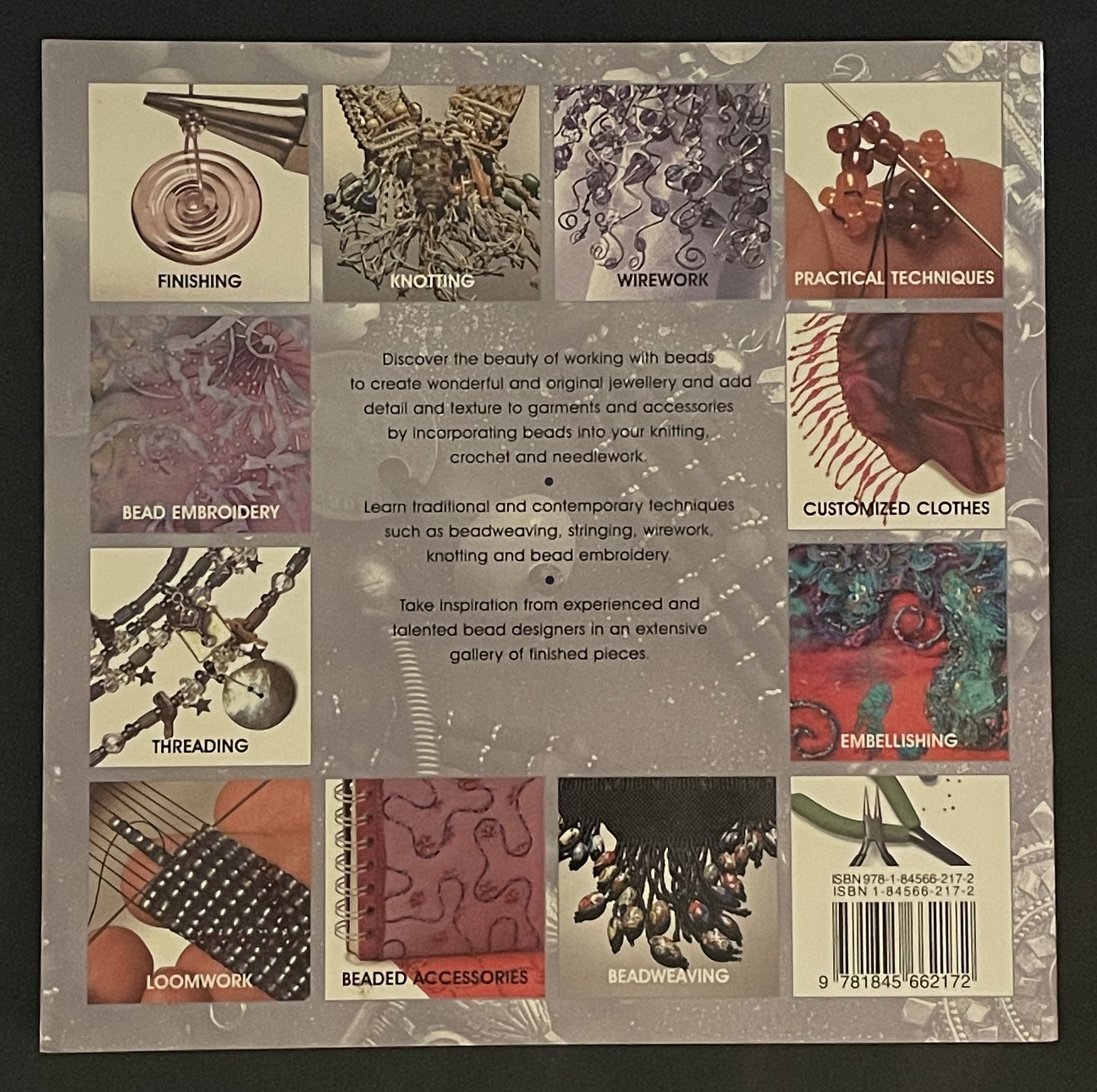 The Encyclopedia of Beading Techniques by Sara Withers, Stephanie Burnham