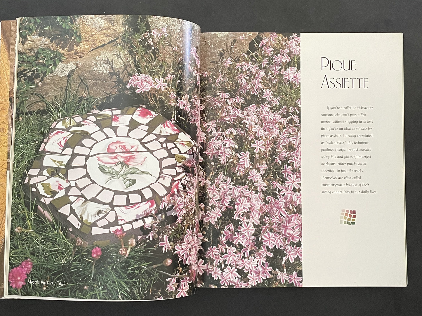 Making Mosaics by Leslie Dierks